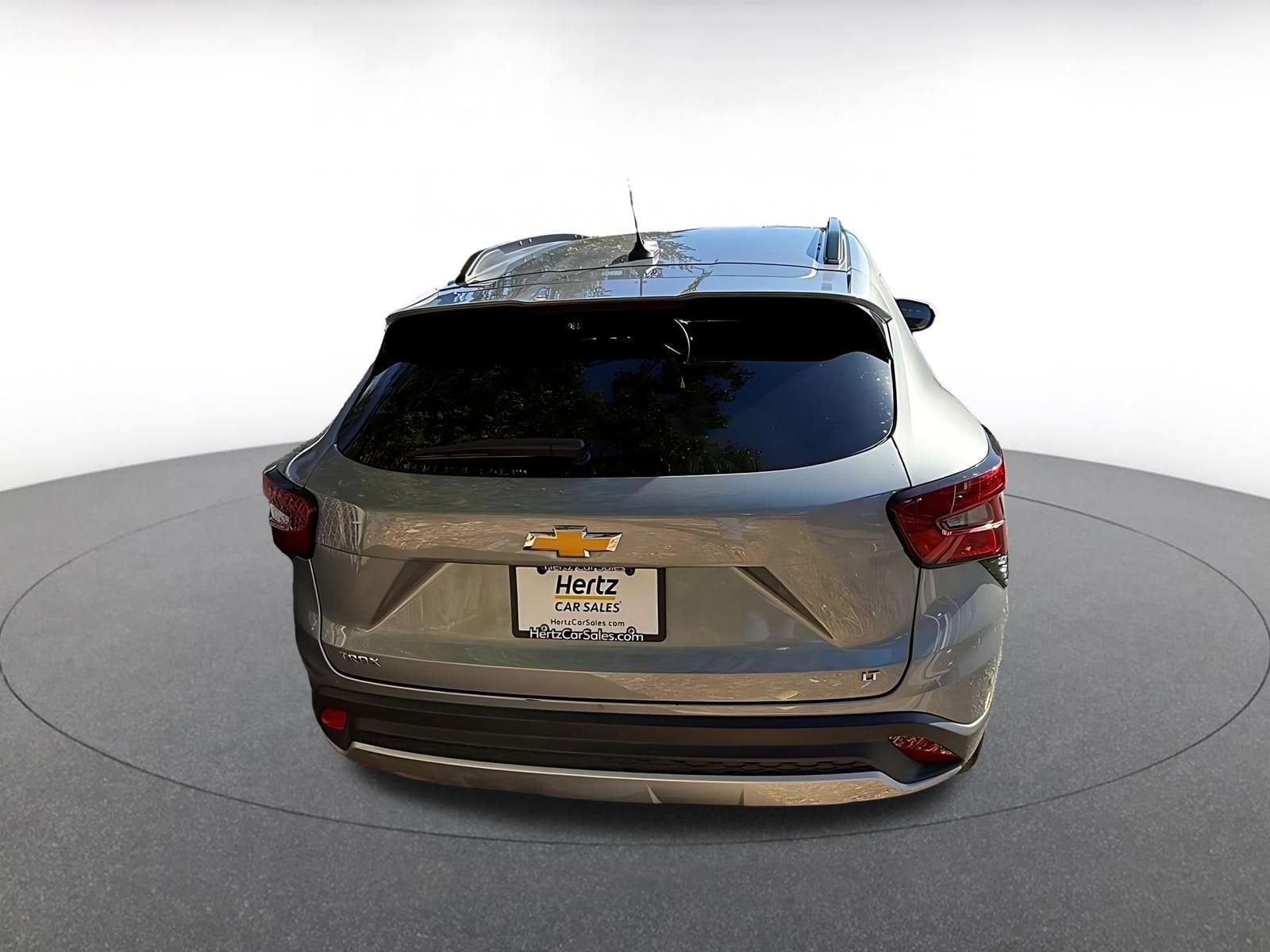 Thumbnail: 2025 Chevrolet Trax - 5