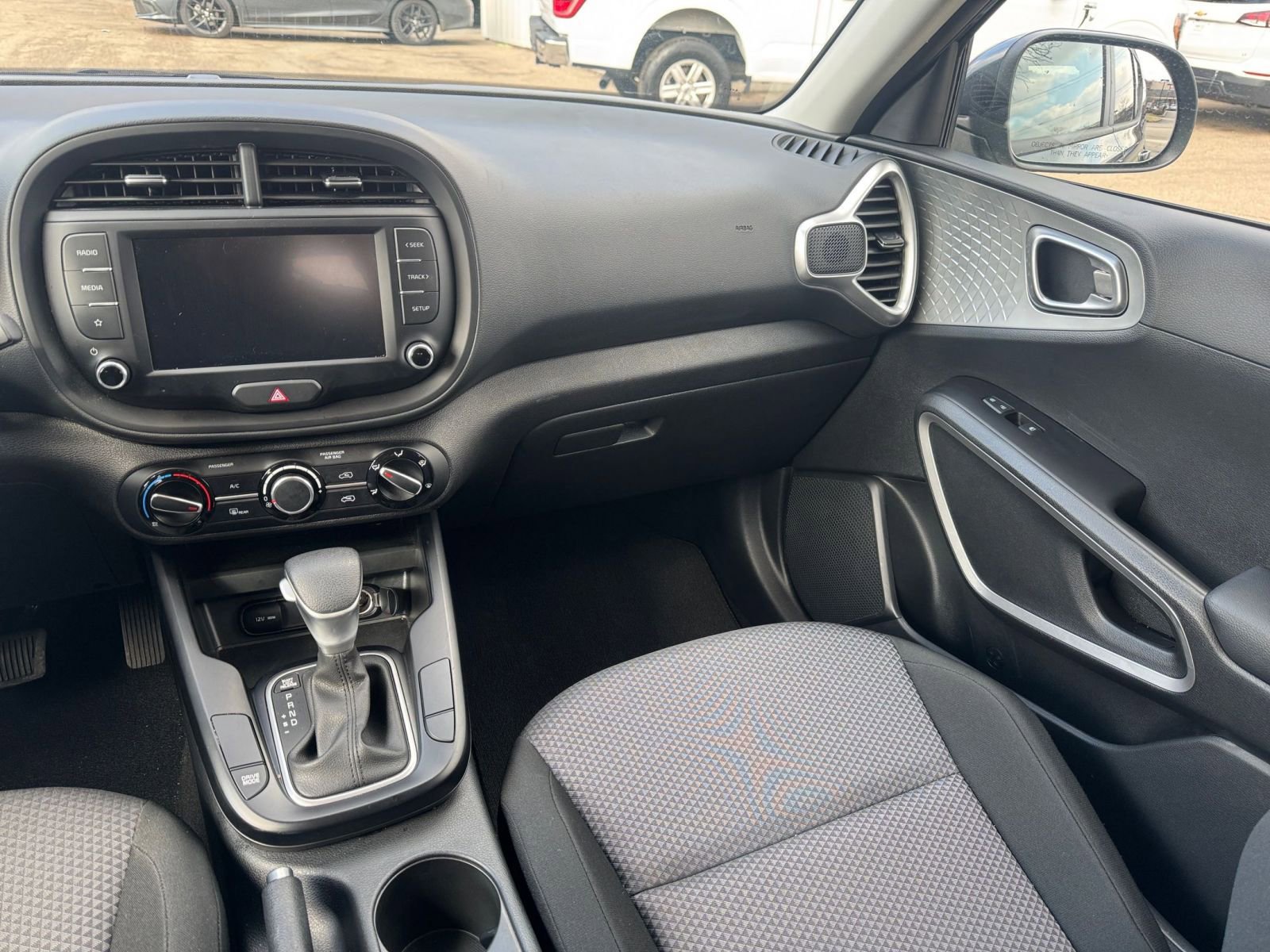 2024 Kia Soul LX 35