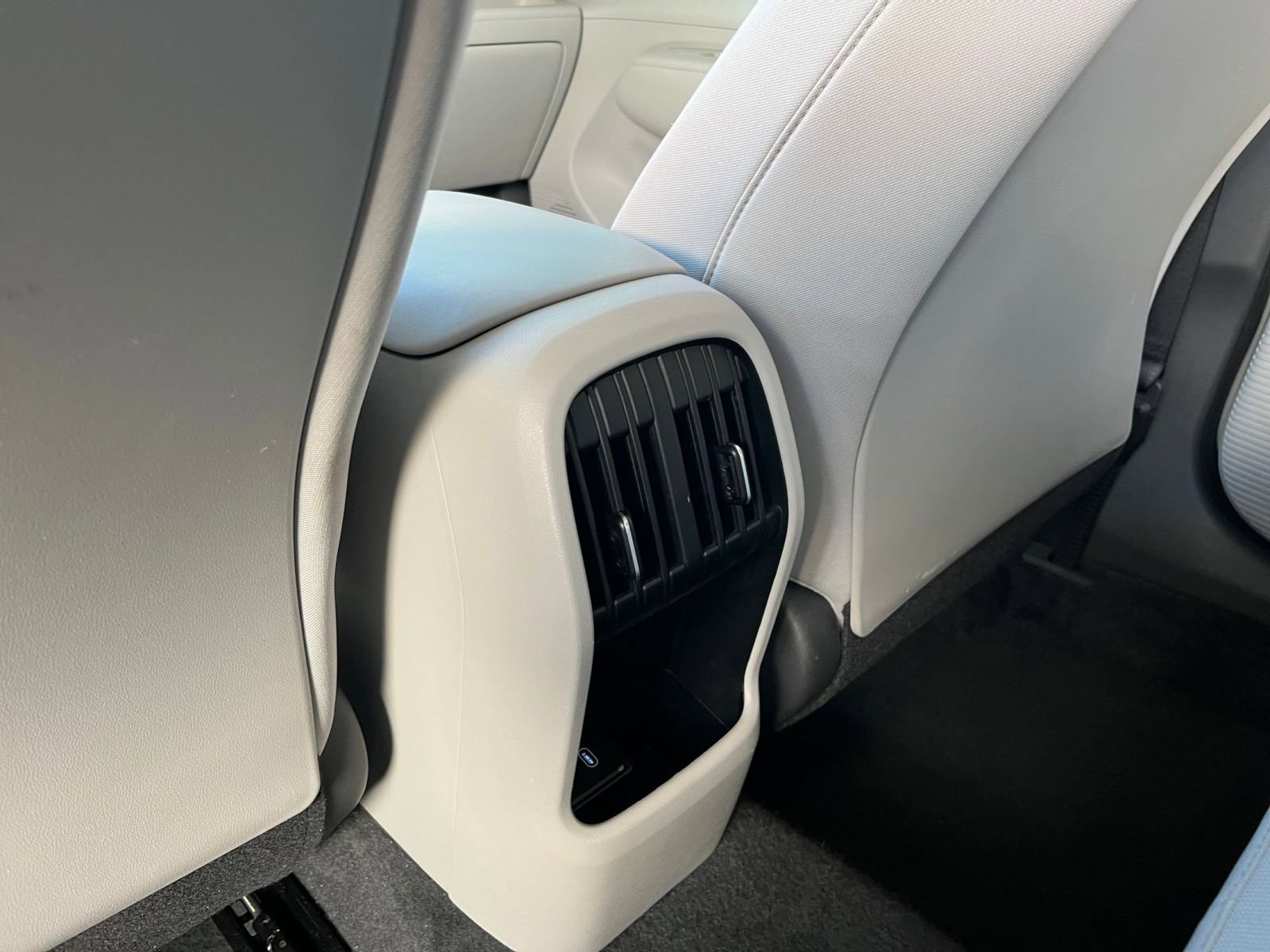 Thumbnail: 2025 Hyundai Kona - 24