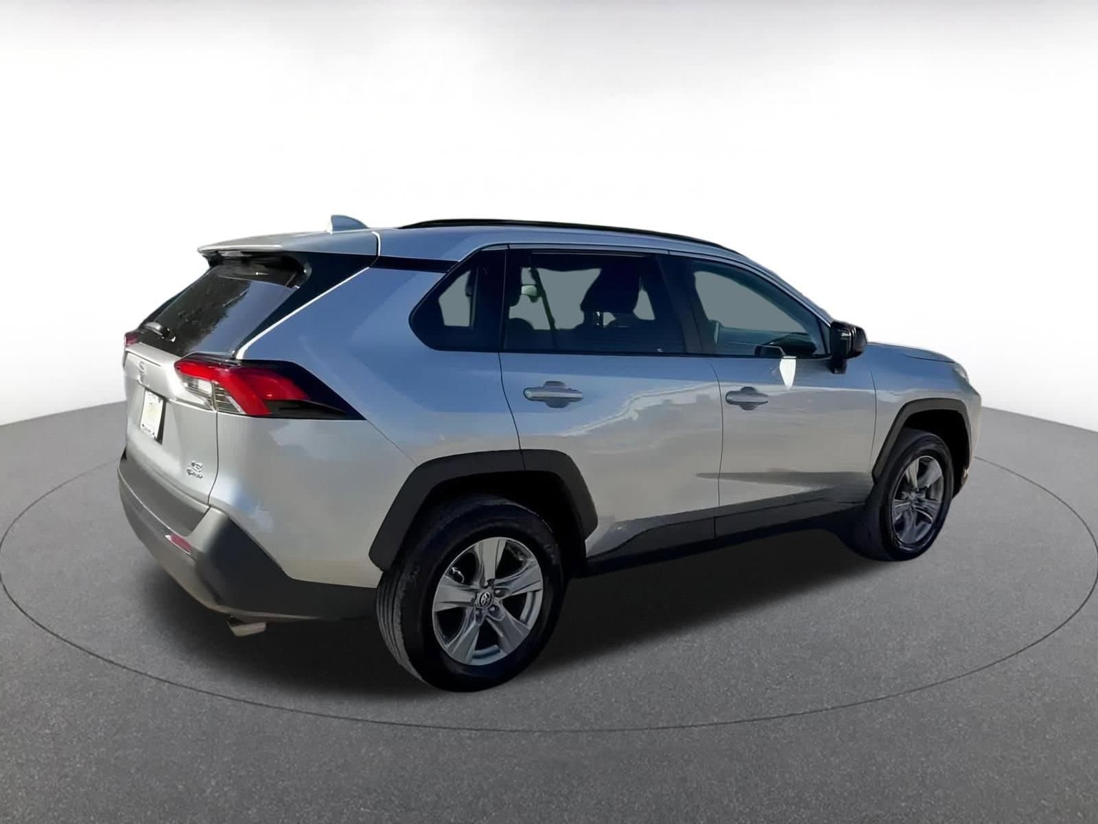 Thumbnail: 2025 Toyota RAV4 - 15