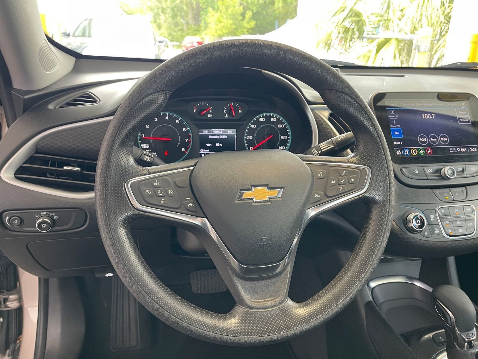 Thumbnail: 2023 Chevrolet Malibu - 28