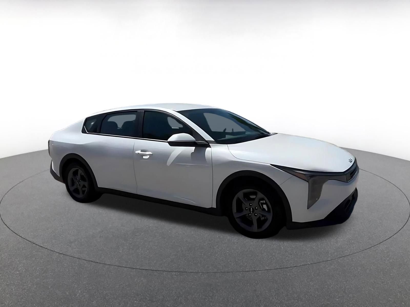 Thumbnail: 2025 Kia K4 - 2