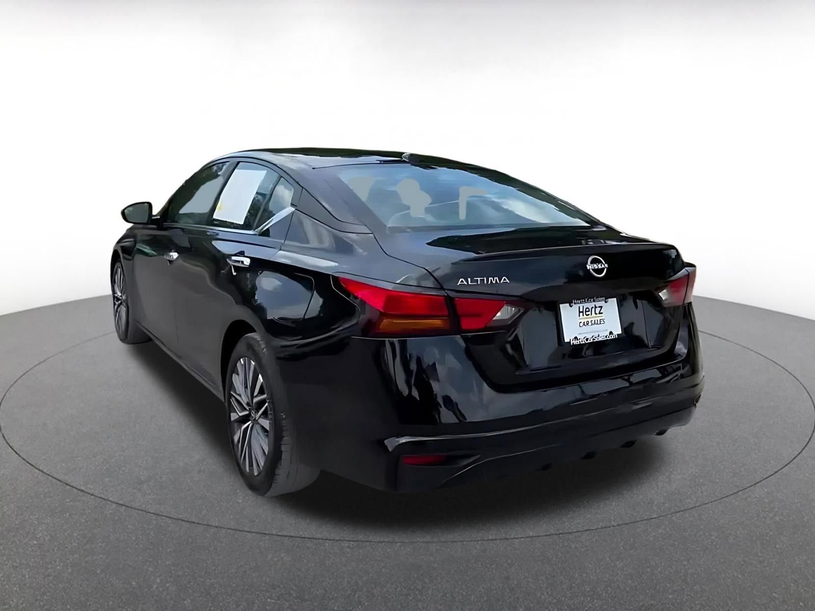 Thumbnail: 2025 Nissan Altima - 11