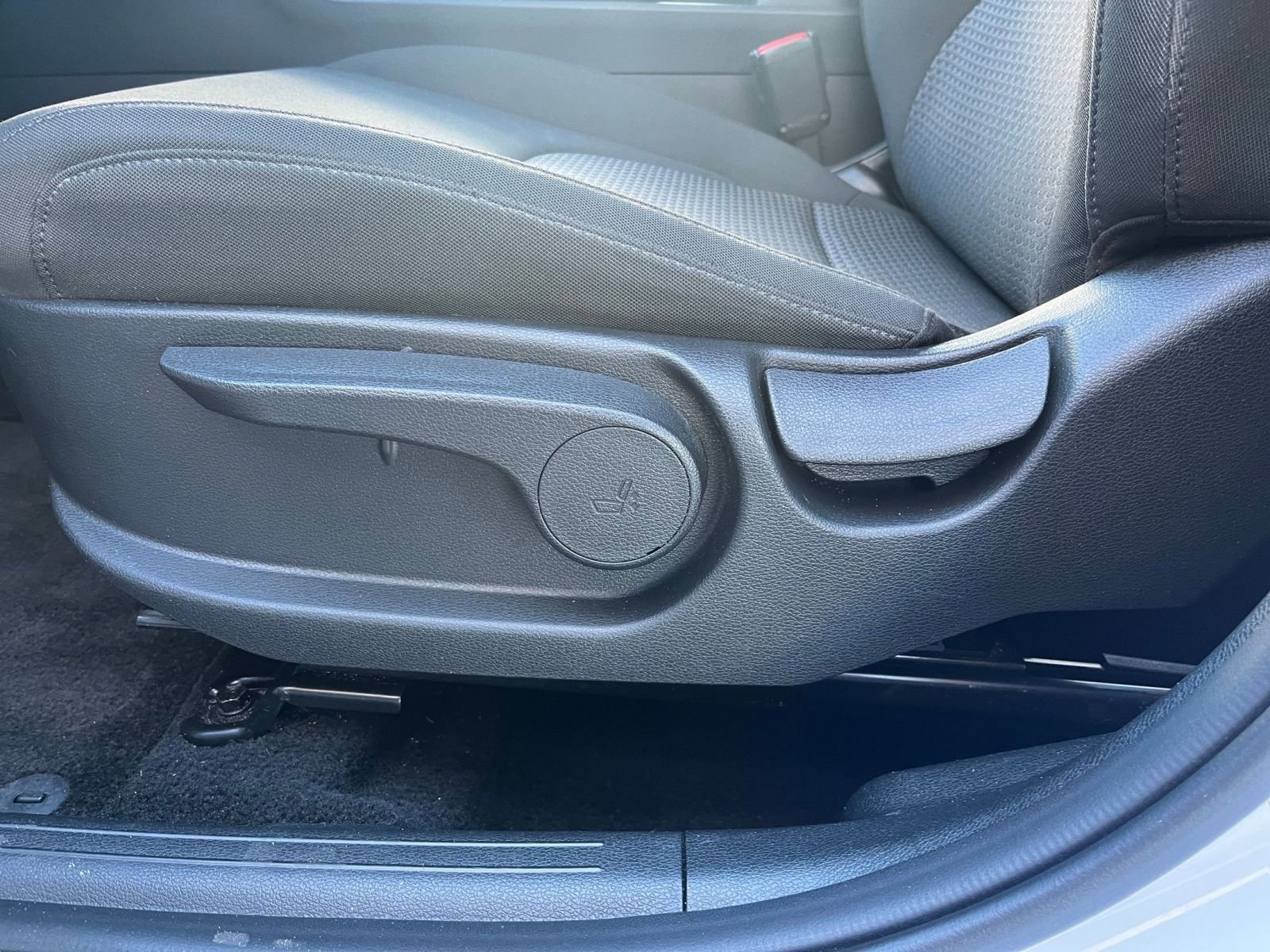 Thumbnail: 2025 Kia Sportage - 23