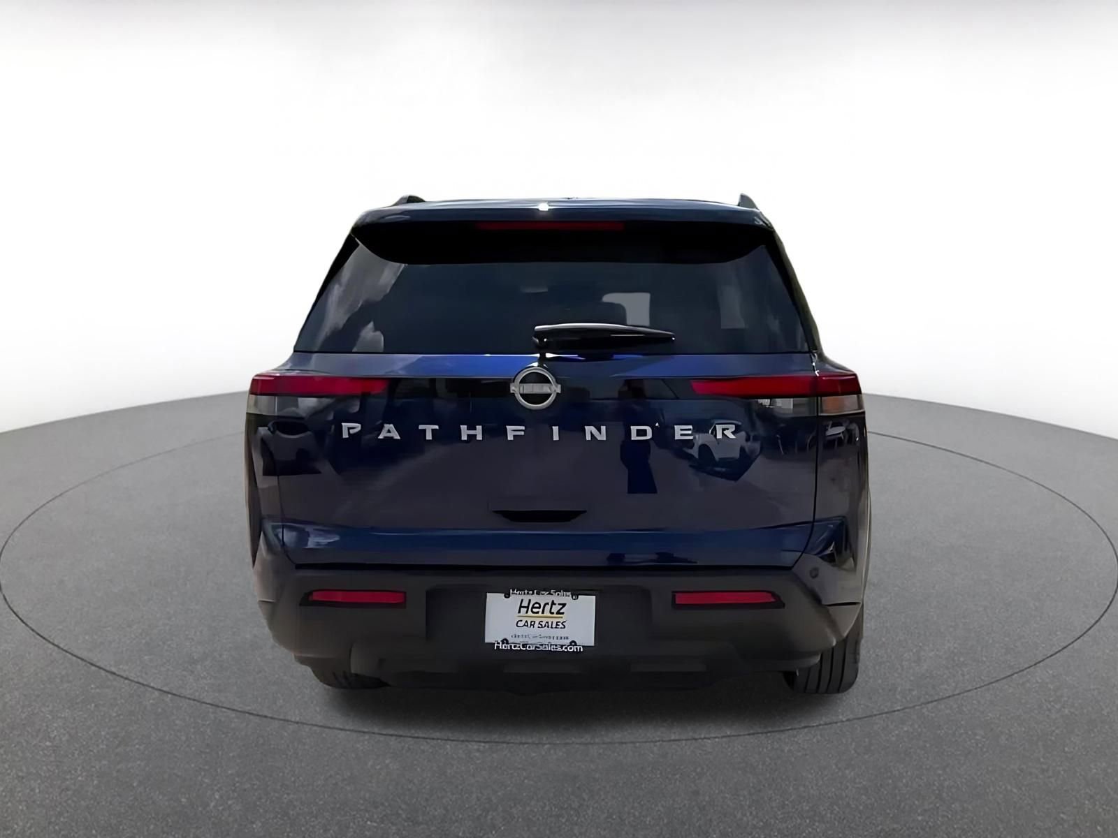 Thumbnail: 2025 Nissan Pathfinder - 12