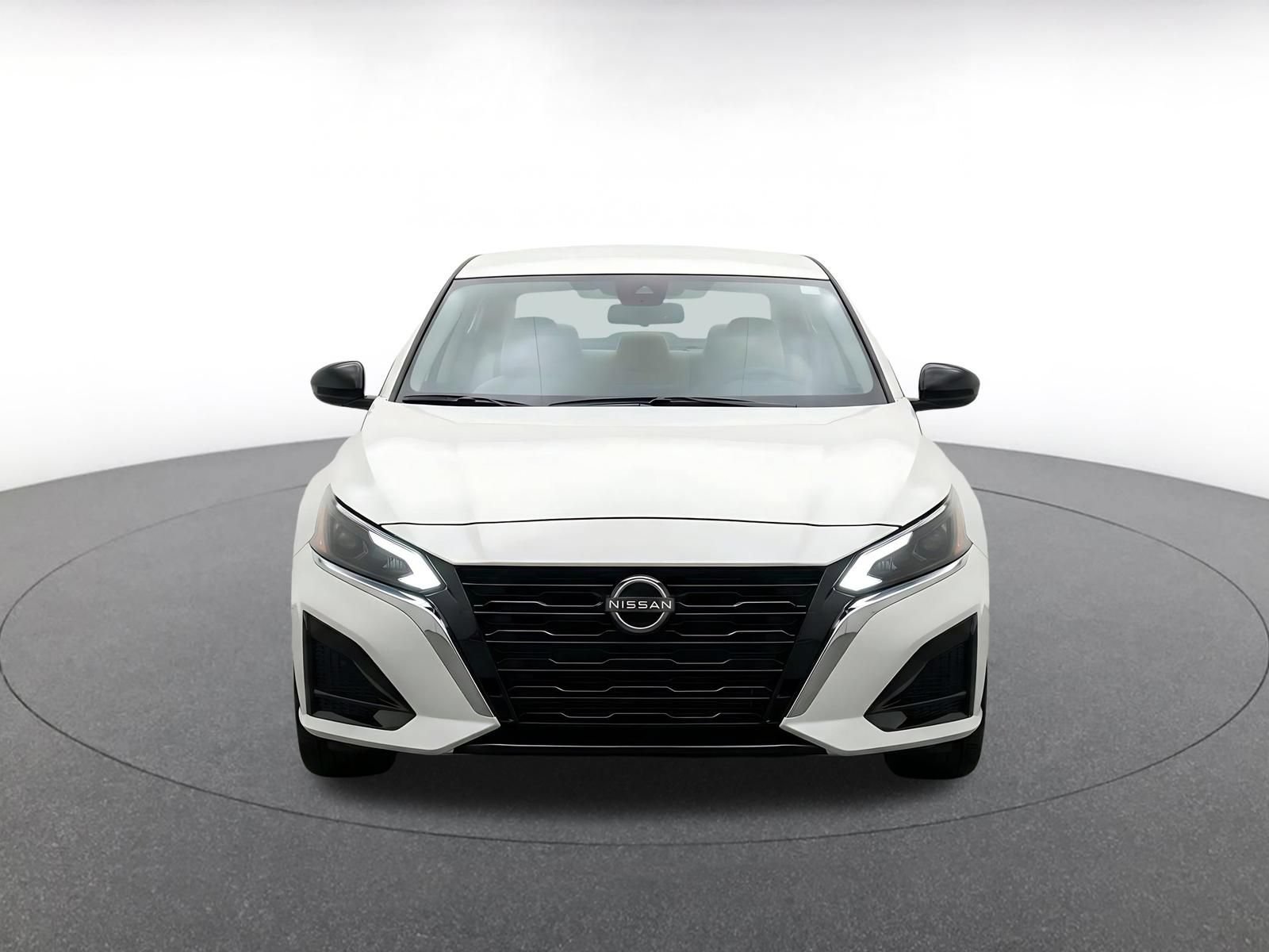 Thumbnail: 2025 Nissan Altima - 2