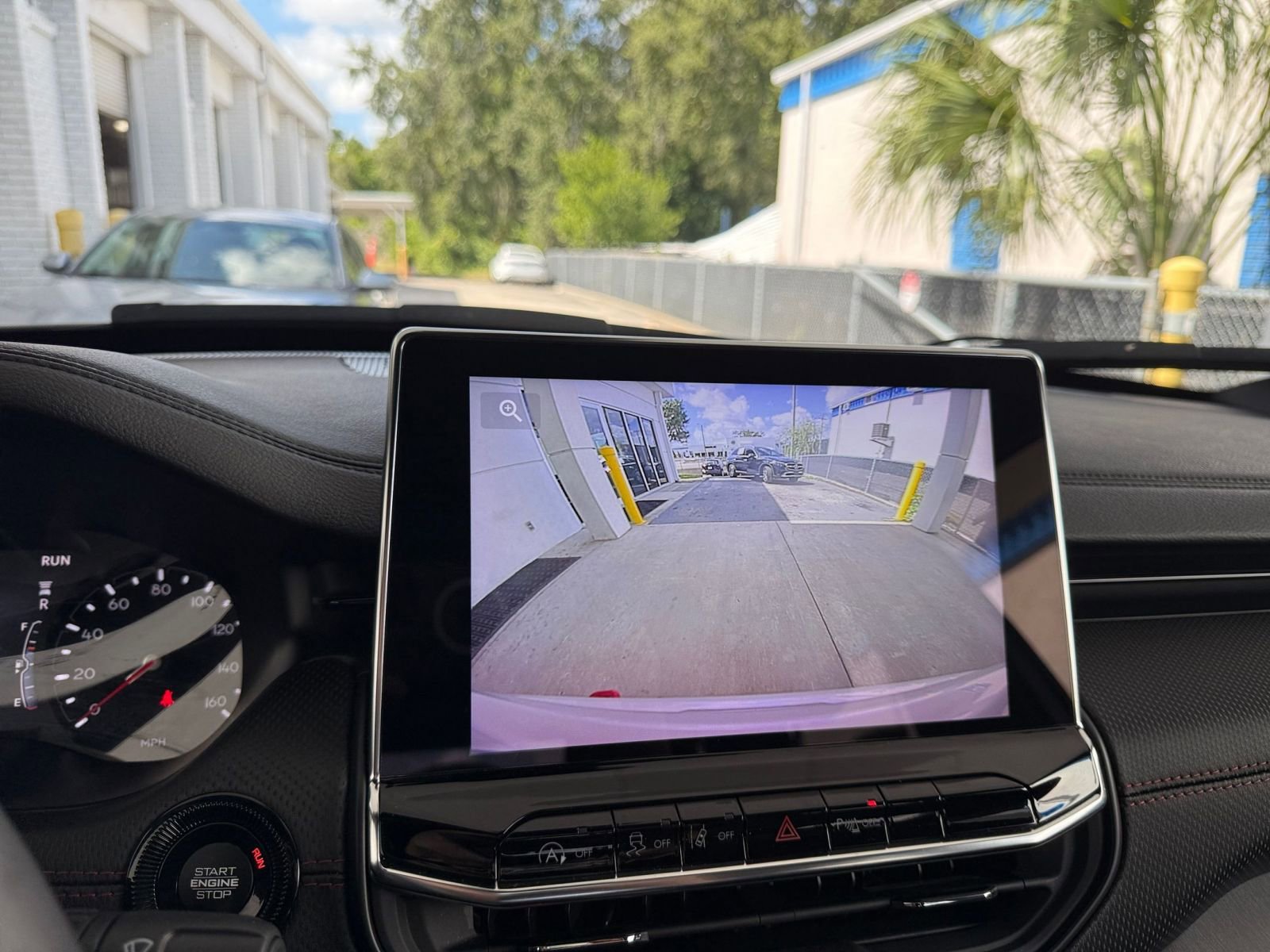 Thumbnail: 2025 Jeep Compass - 17