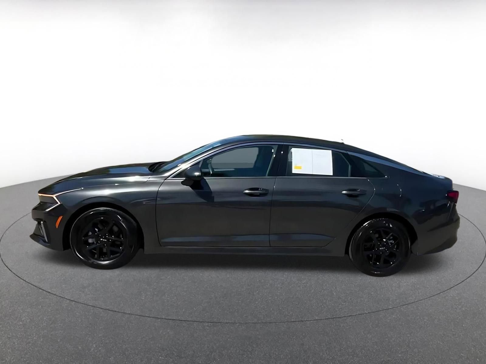 Thumbnail: 2025 Kia K5 - 9