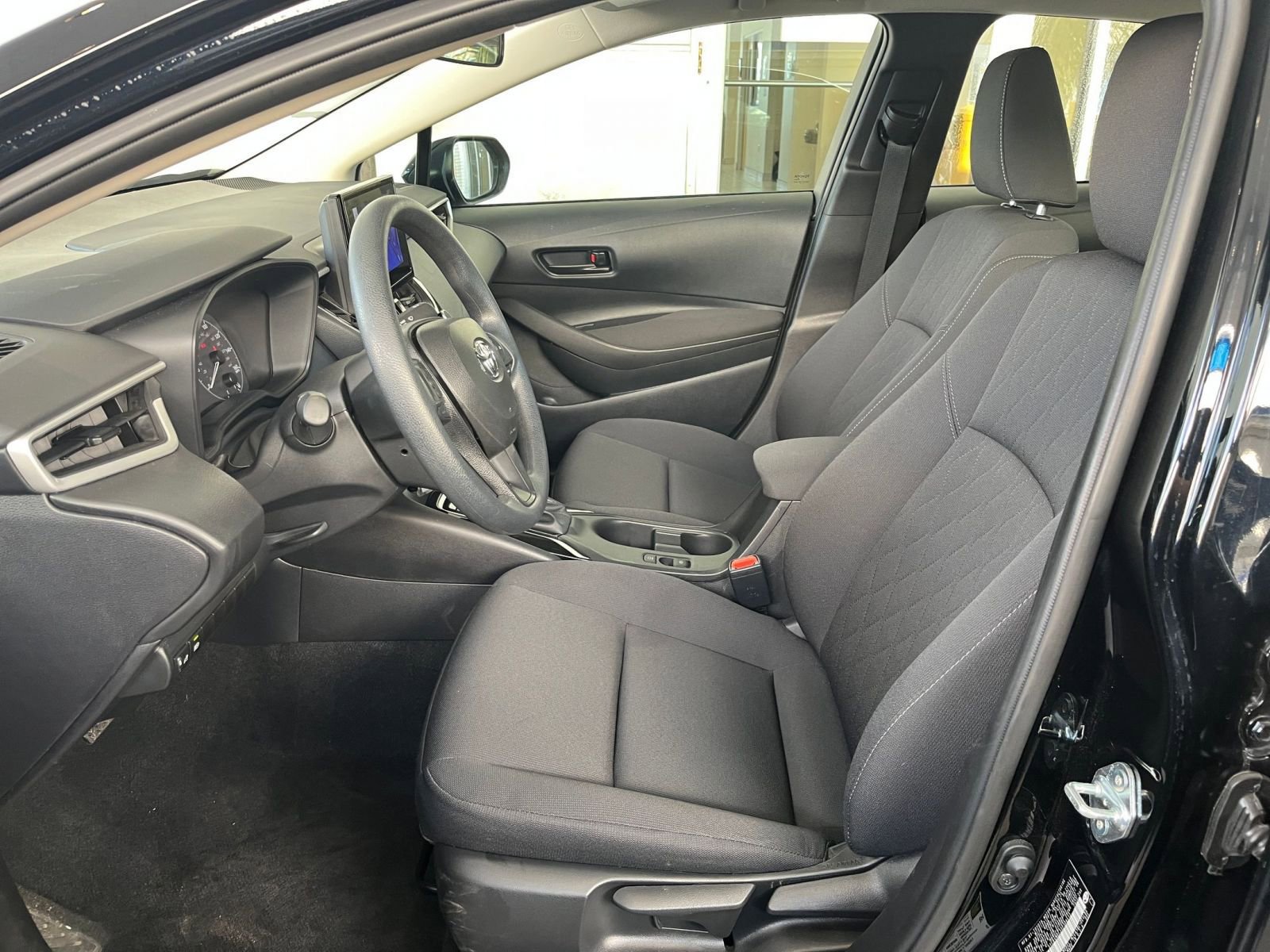 Thumbnail: 2025 Toyota Corolla - 27