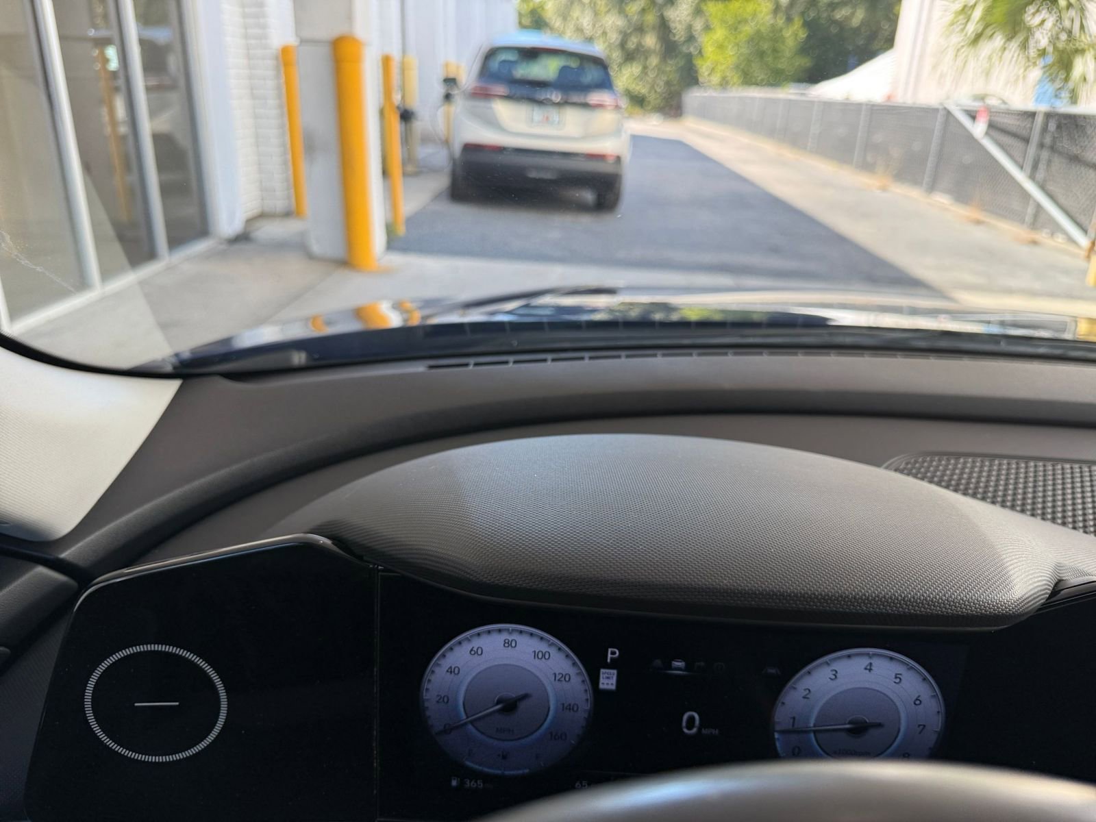 Thumbnail: 2025 Hyundai Elantra - 34