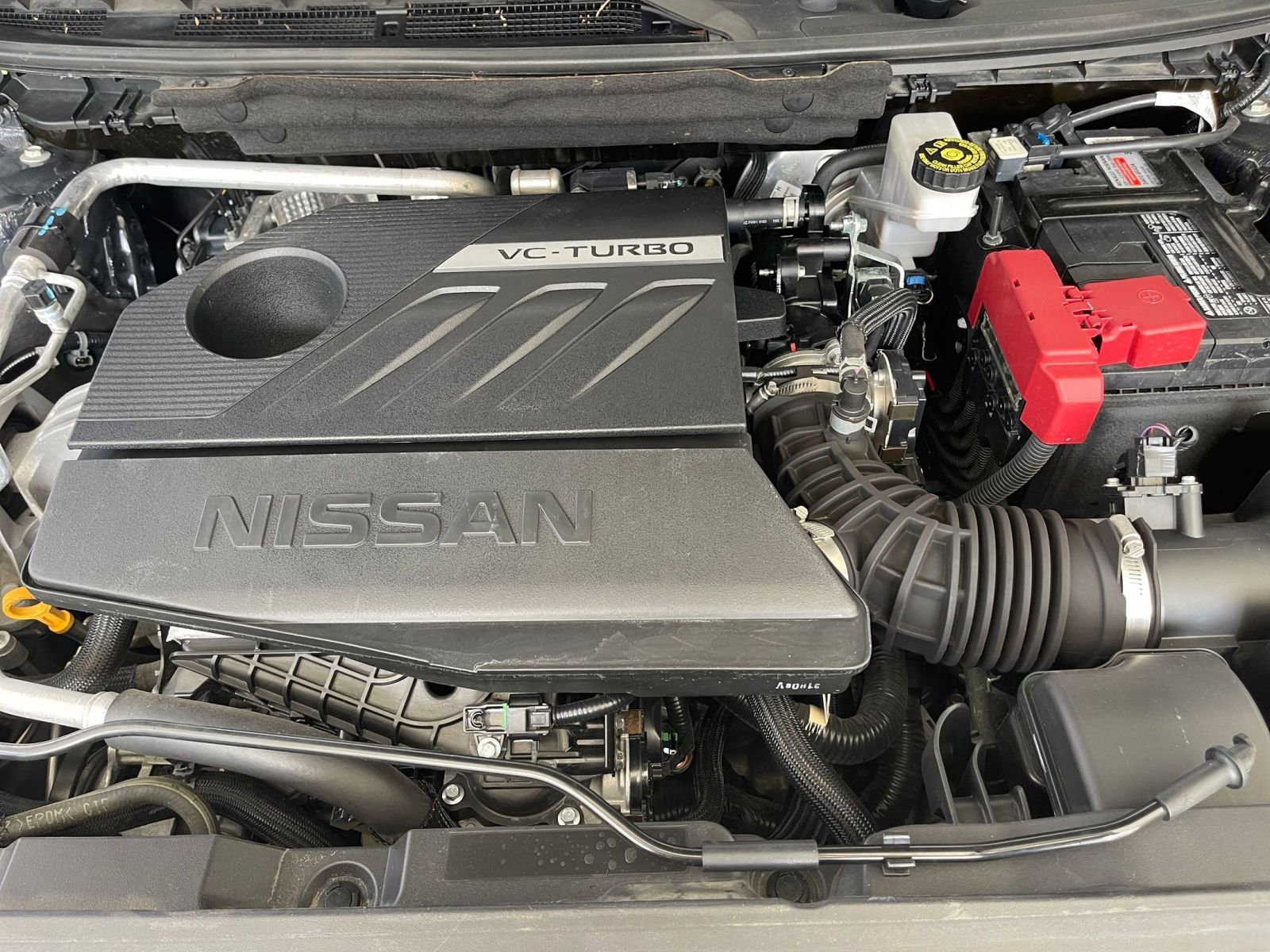 2023 Nissan Rogue SV 32