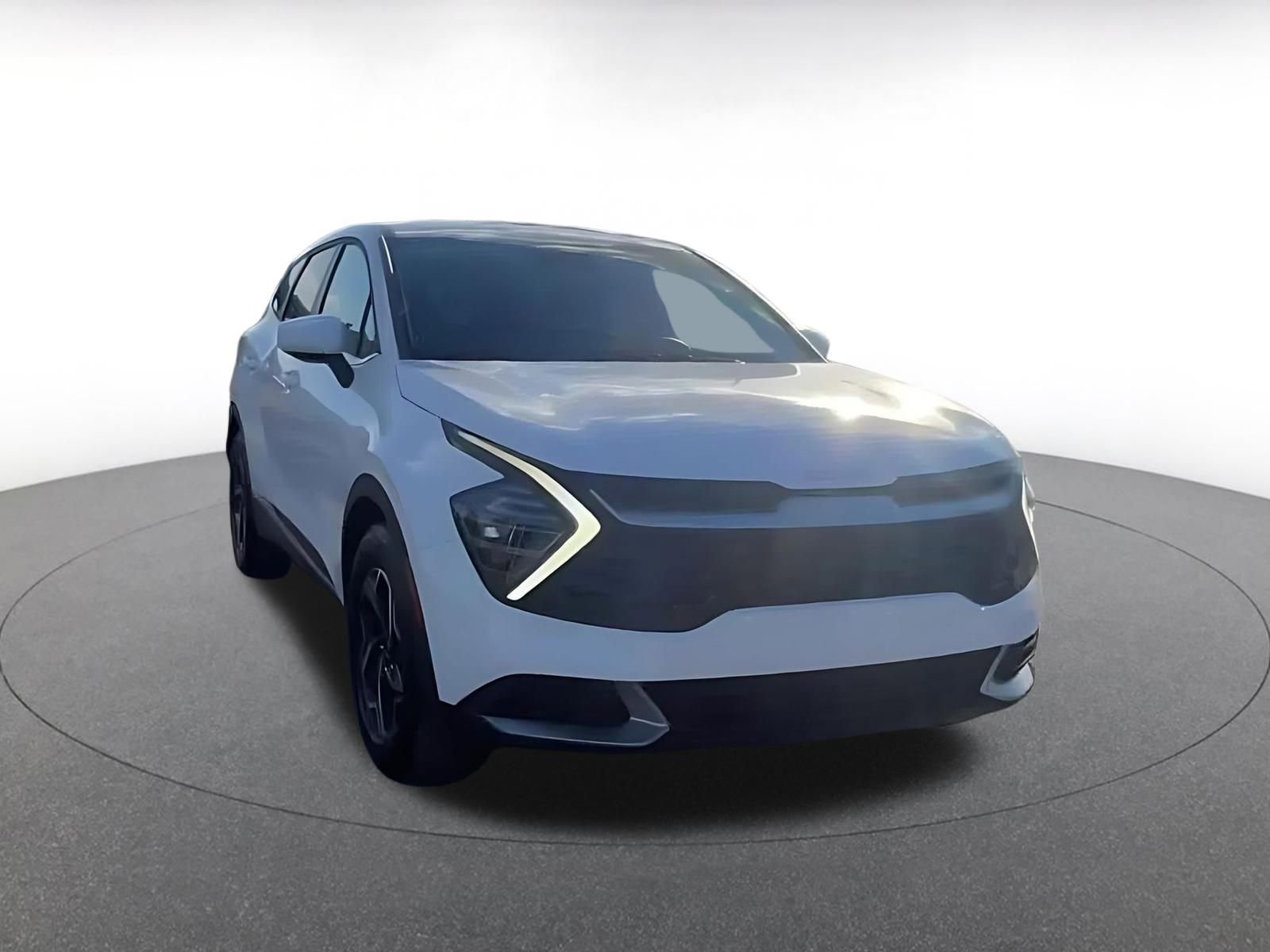 Thumbnail: 2025 Kia Sportage - 3