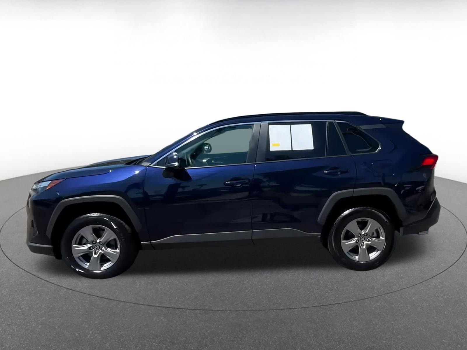 Thumbnail: 2024 Toyota RAV4 - 8