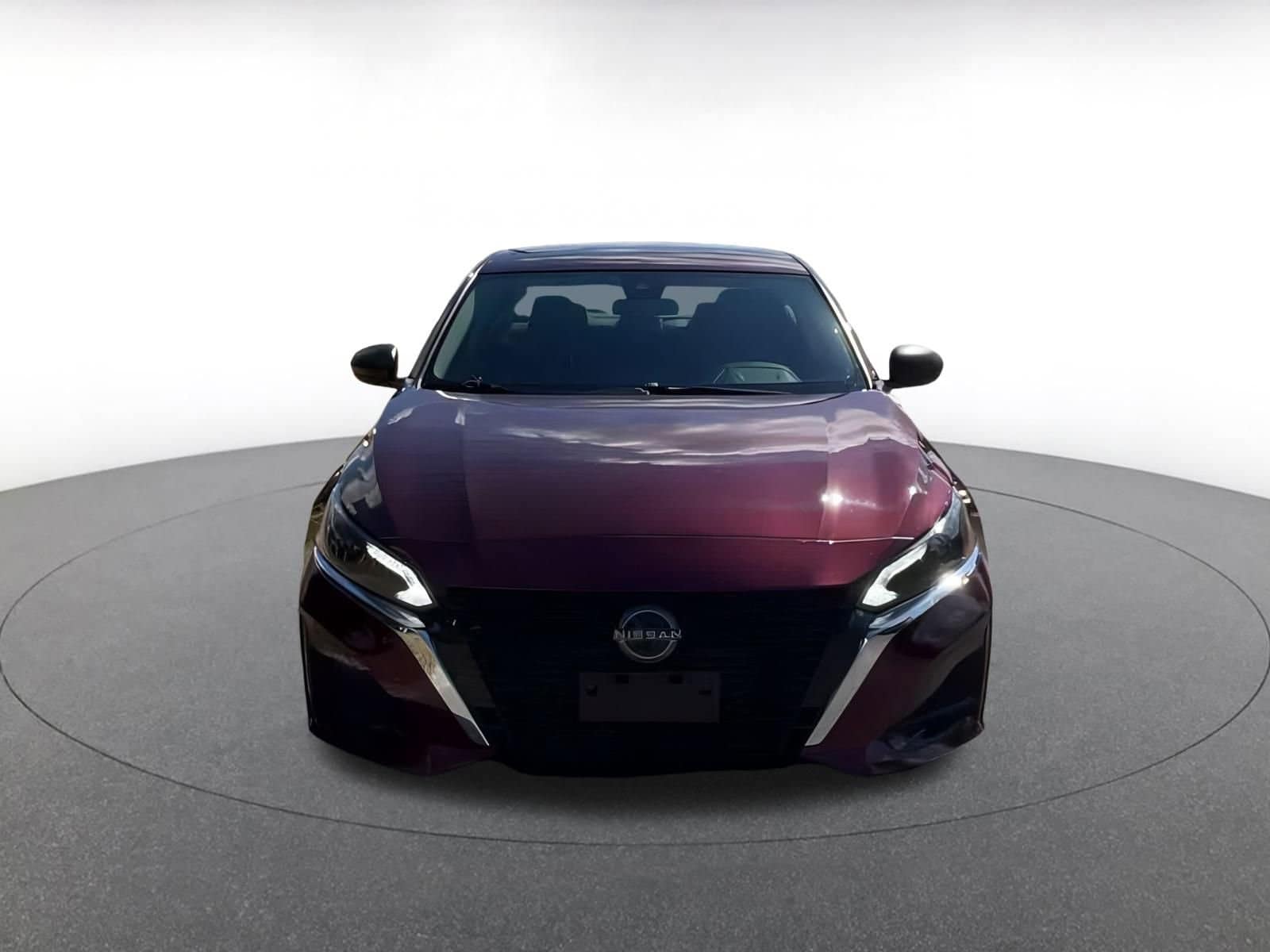 Thumbnail: 2024 Nissan Altima - 10
