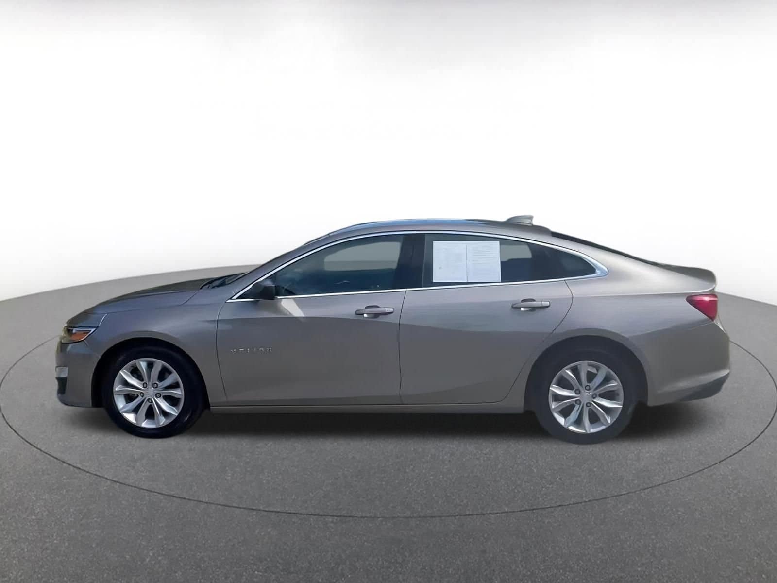 Thumbnail: 2024 Chevrolet Malibu - 8
