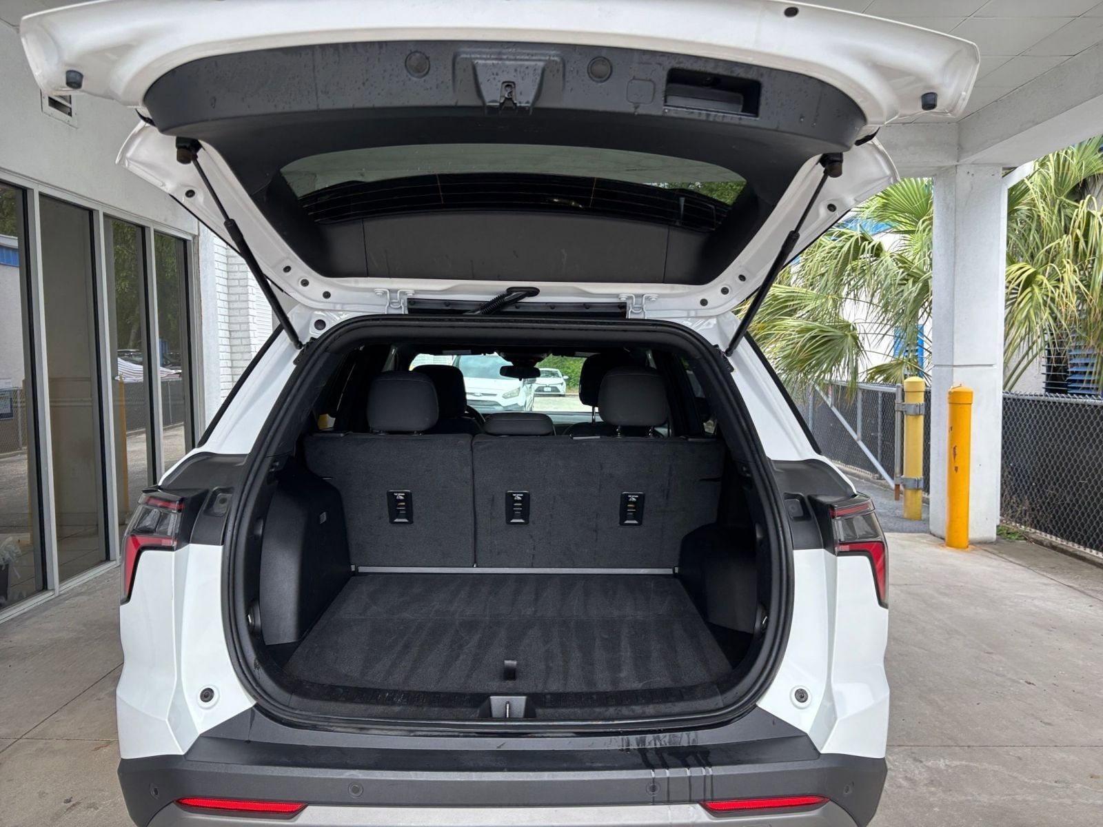 Thumbnail: 2025 Chevrolet Equinox - 31