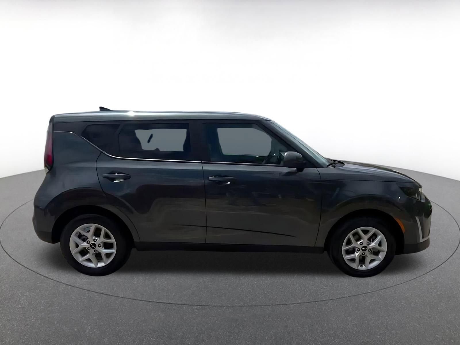 Thumbnail: 2025 Kia Soul - 16
