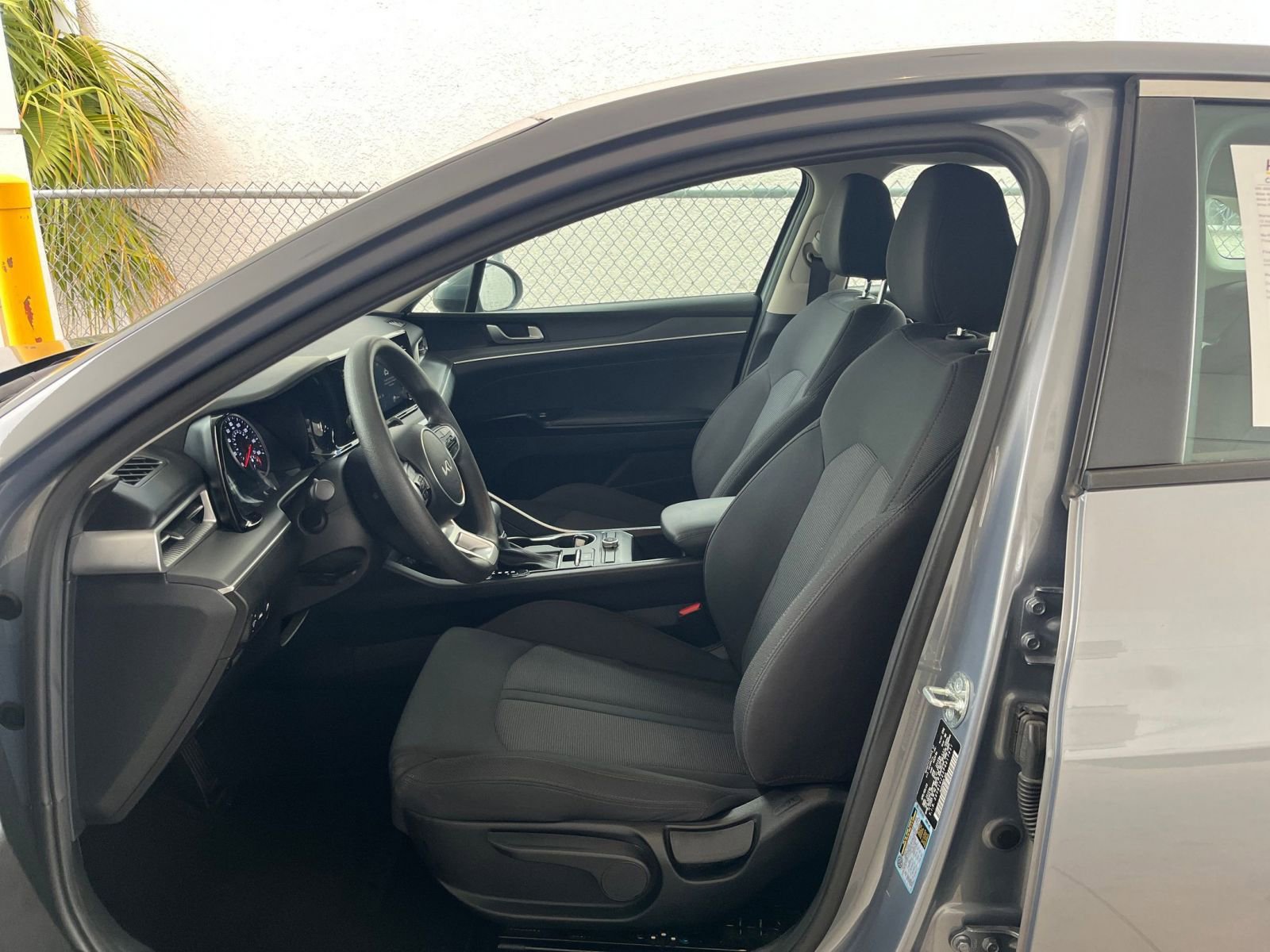 2023 Kia K5 LXS 27