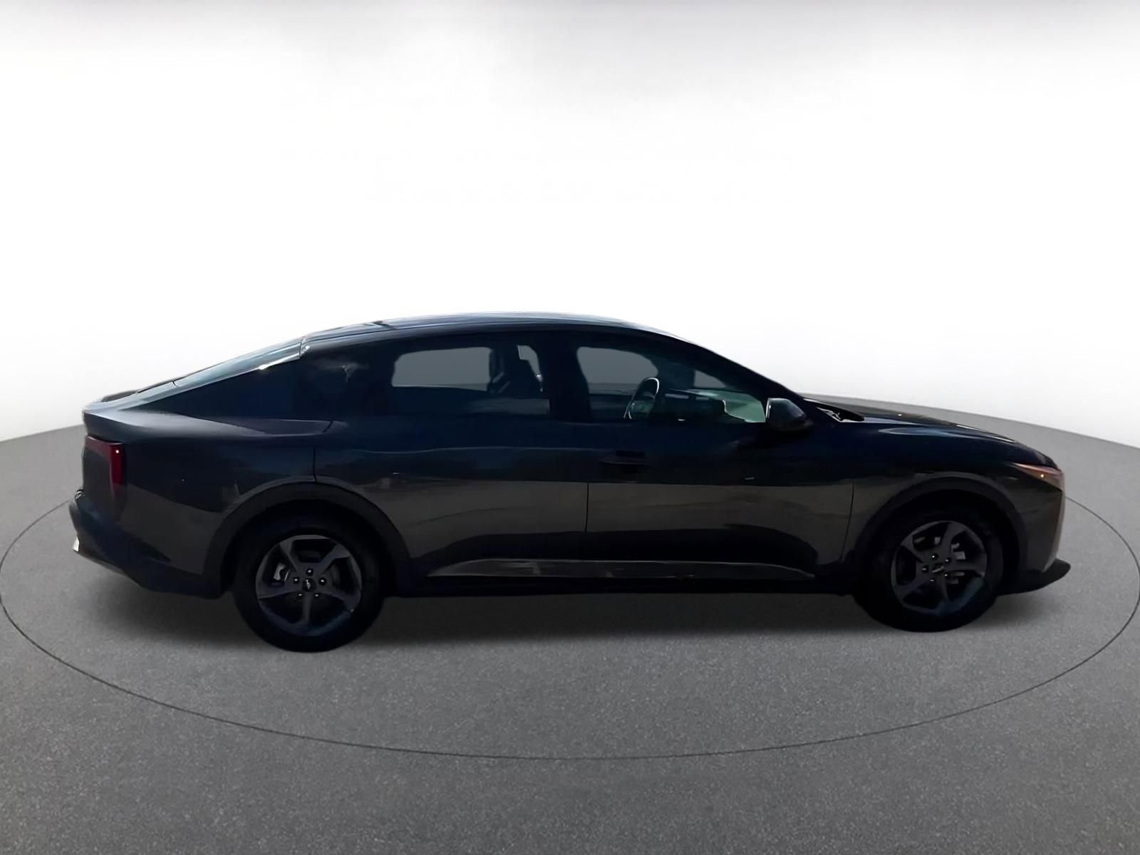 Thumbnail: 2025 Kia K4 - 16