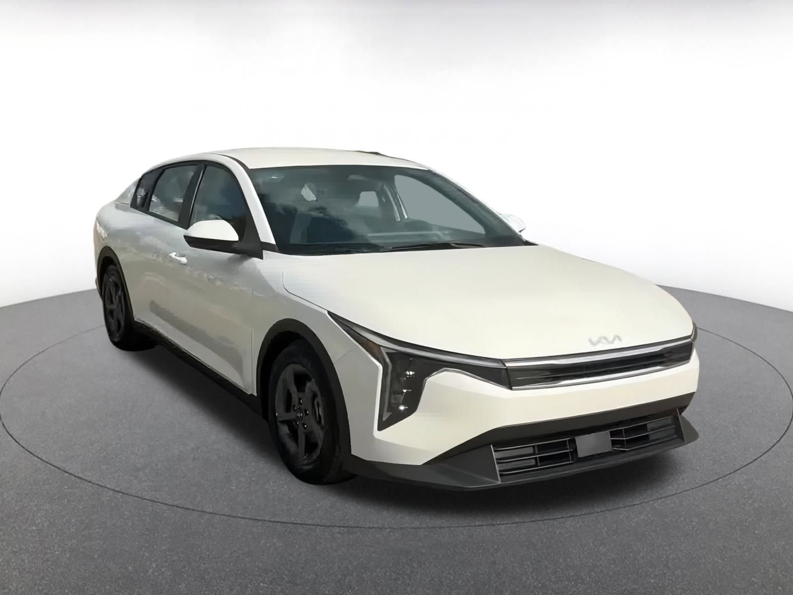 Thumbnail: 2025 Kia K4 - 3