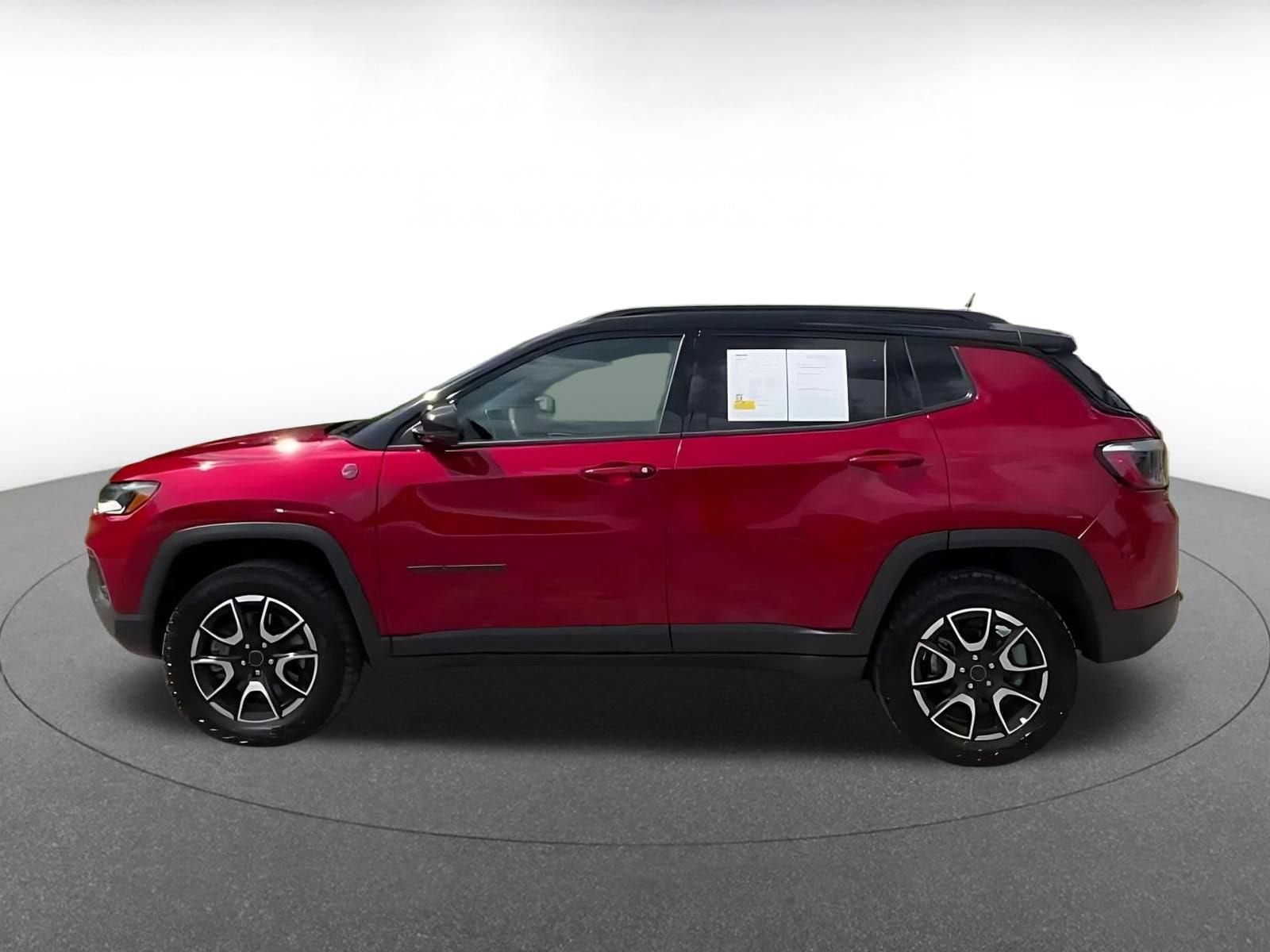 Thumbnail: 2025 Jeep Compass - 4