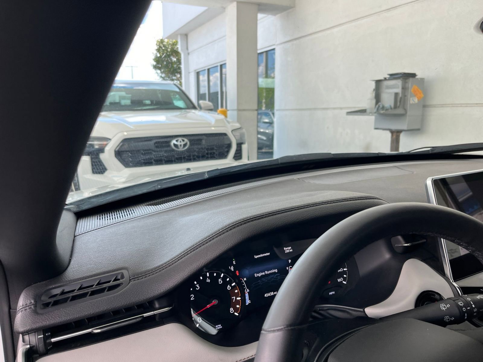 Thumbnail: 2025 Jeep Compass - 34