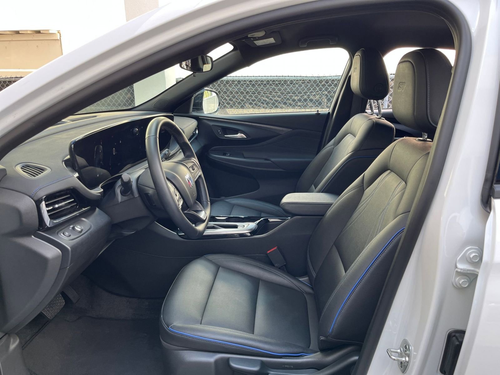 Thumbnail: 2025 Buick Envista - 28