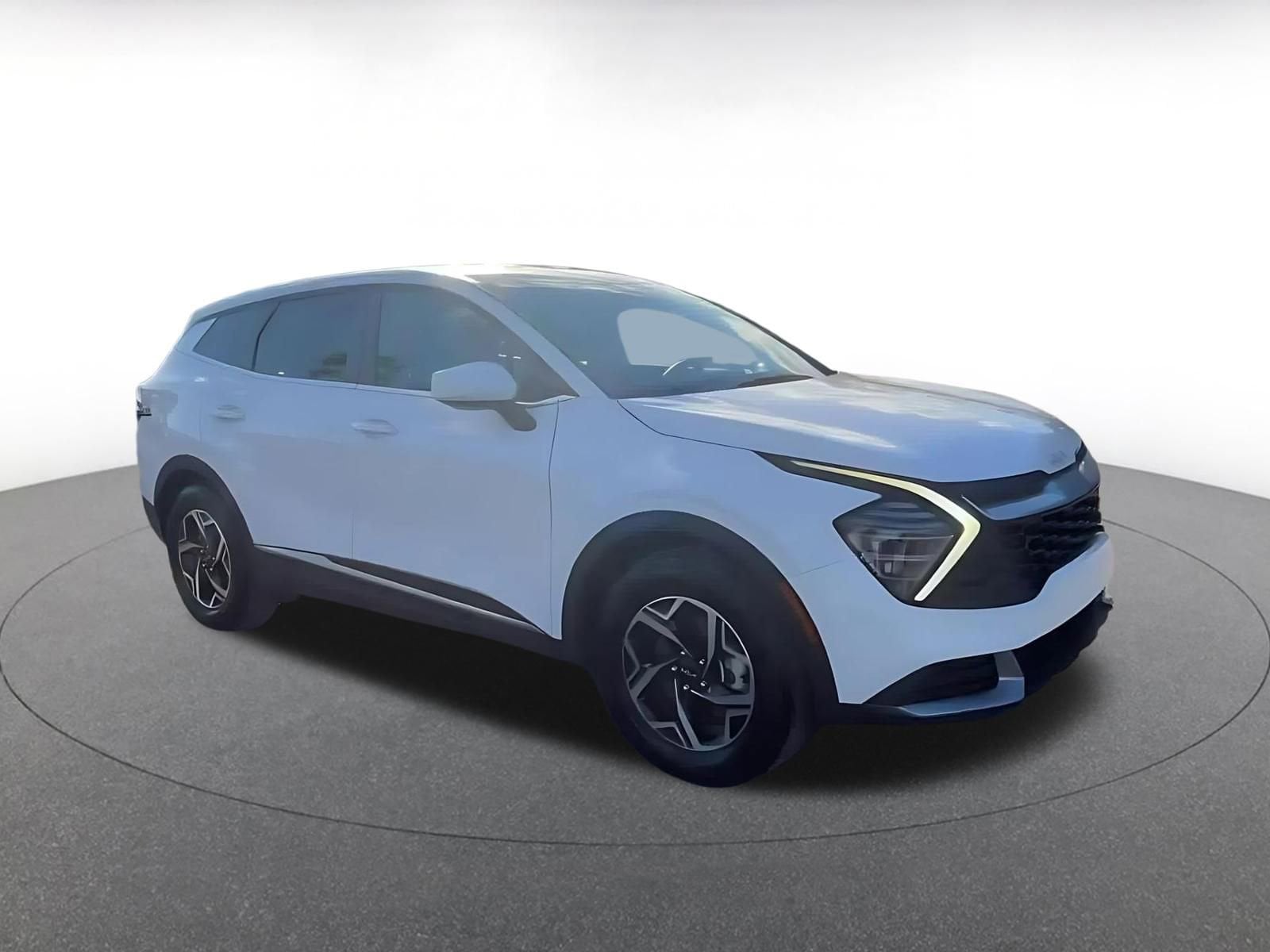 Thumbnail: 2025 Kia Sportage - 2