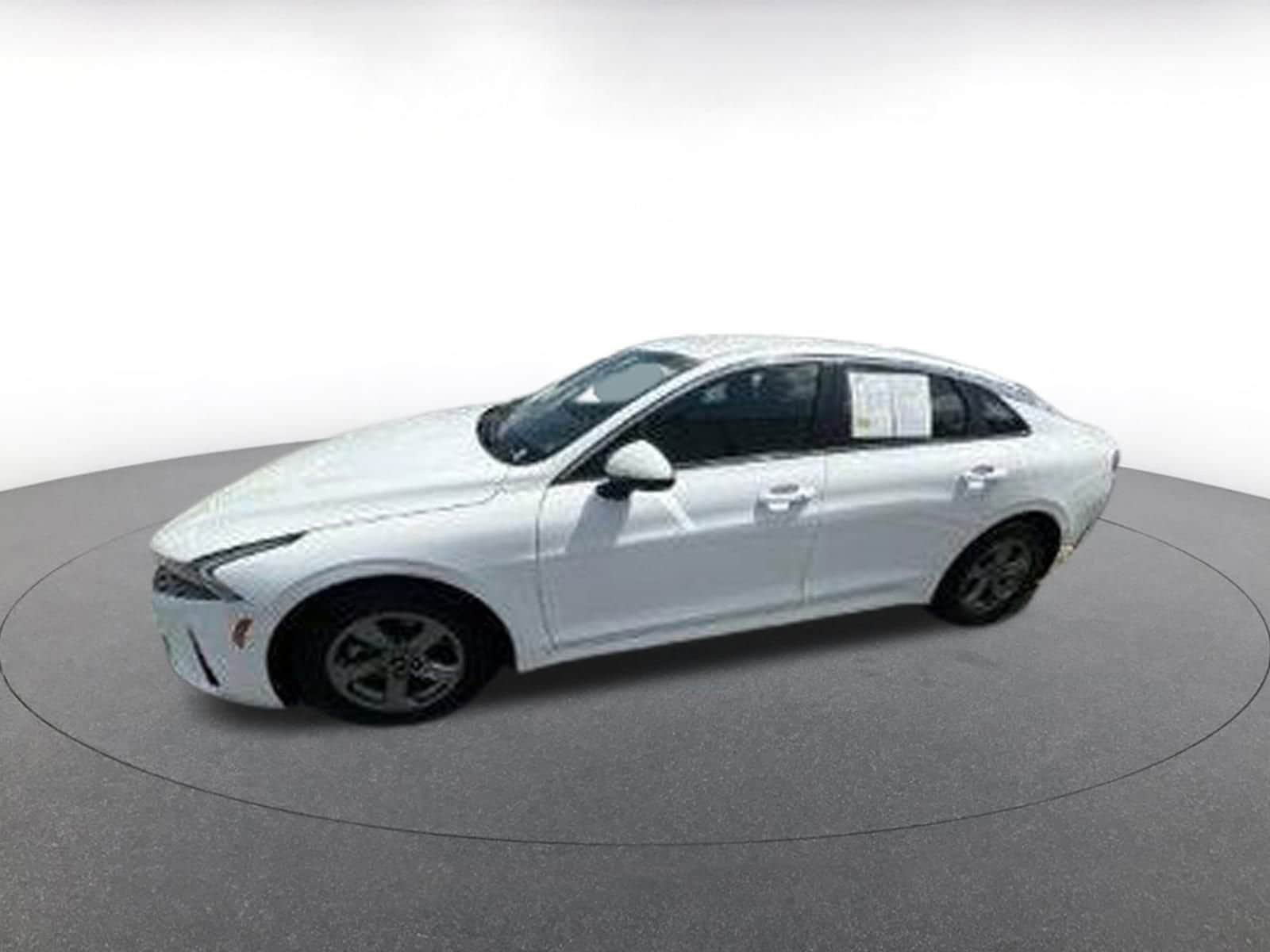 Thumbnail: 2023 Kia K5 - 4