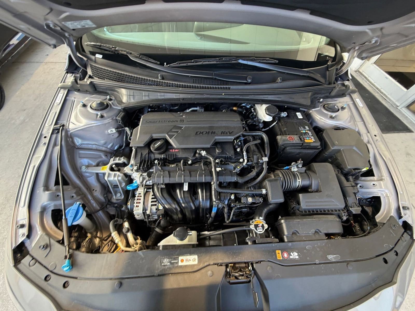 Thumbnail: 2025 Hyundai Elantra - 32