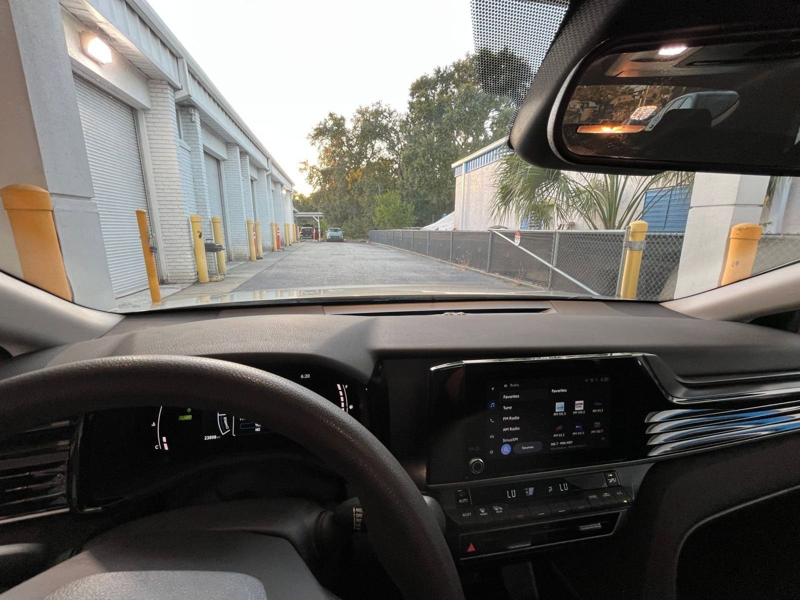 Thumbnail: 2025 Toyota Camry - 33