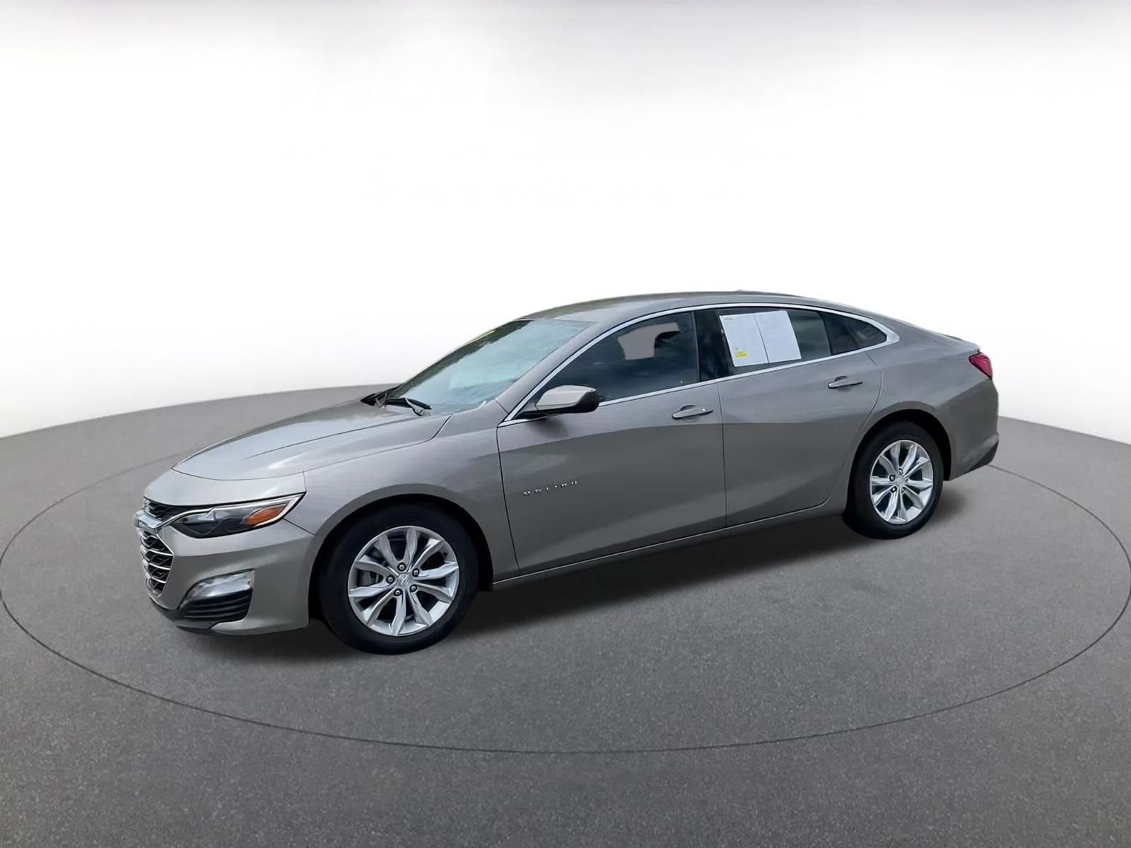 Thumbnail: 2023 Chevrolet Malibu - 6