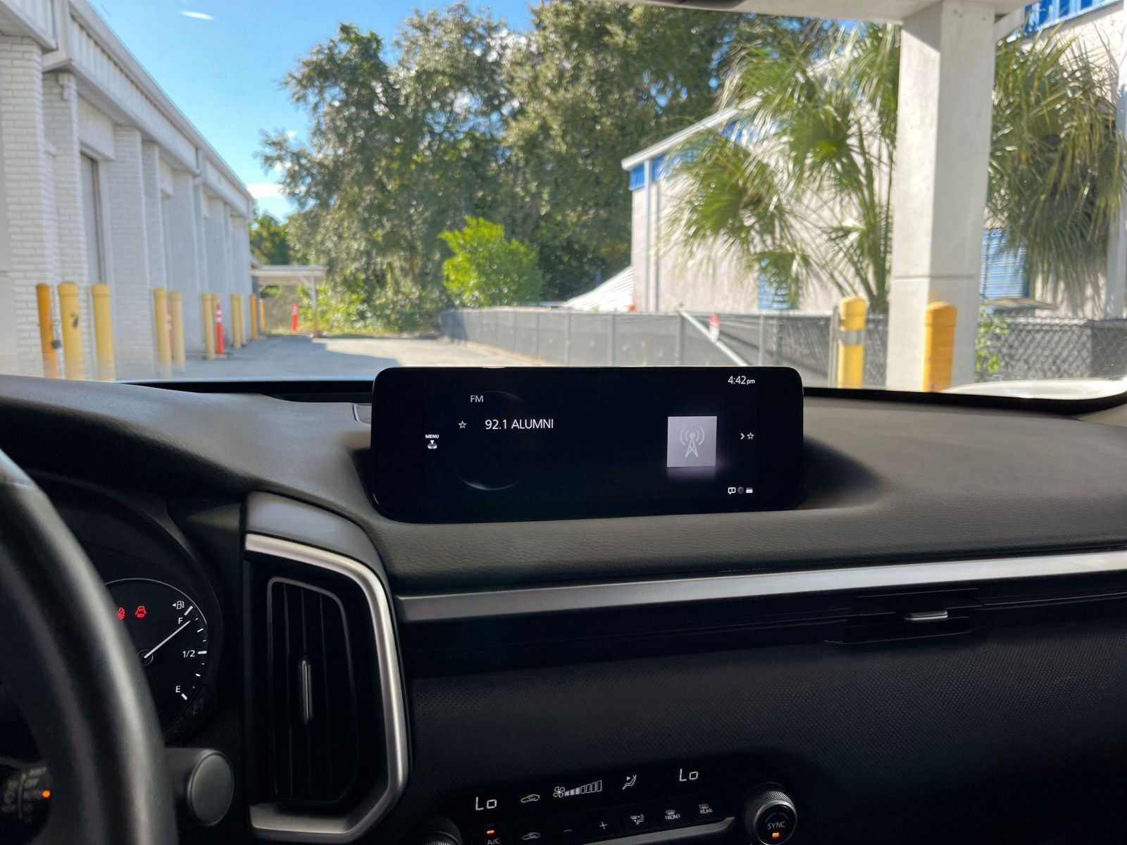 Thumbnail: 2025 Mazda CX-50 - 21