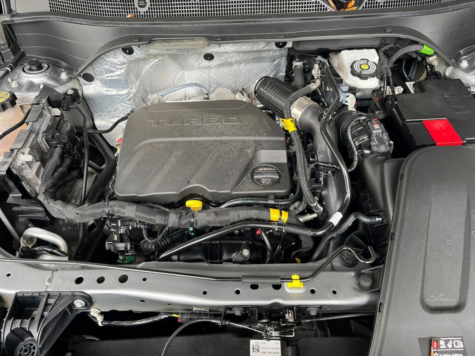 Thumbnail: 2025 Chevrolet Trax - 32