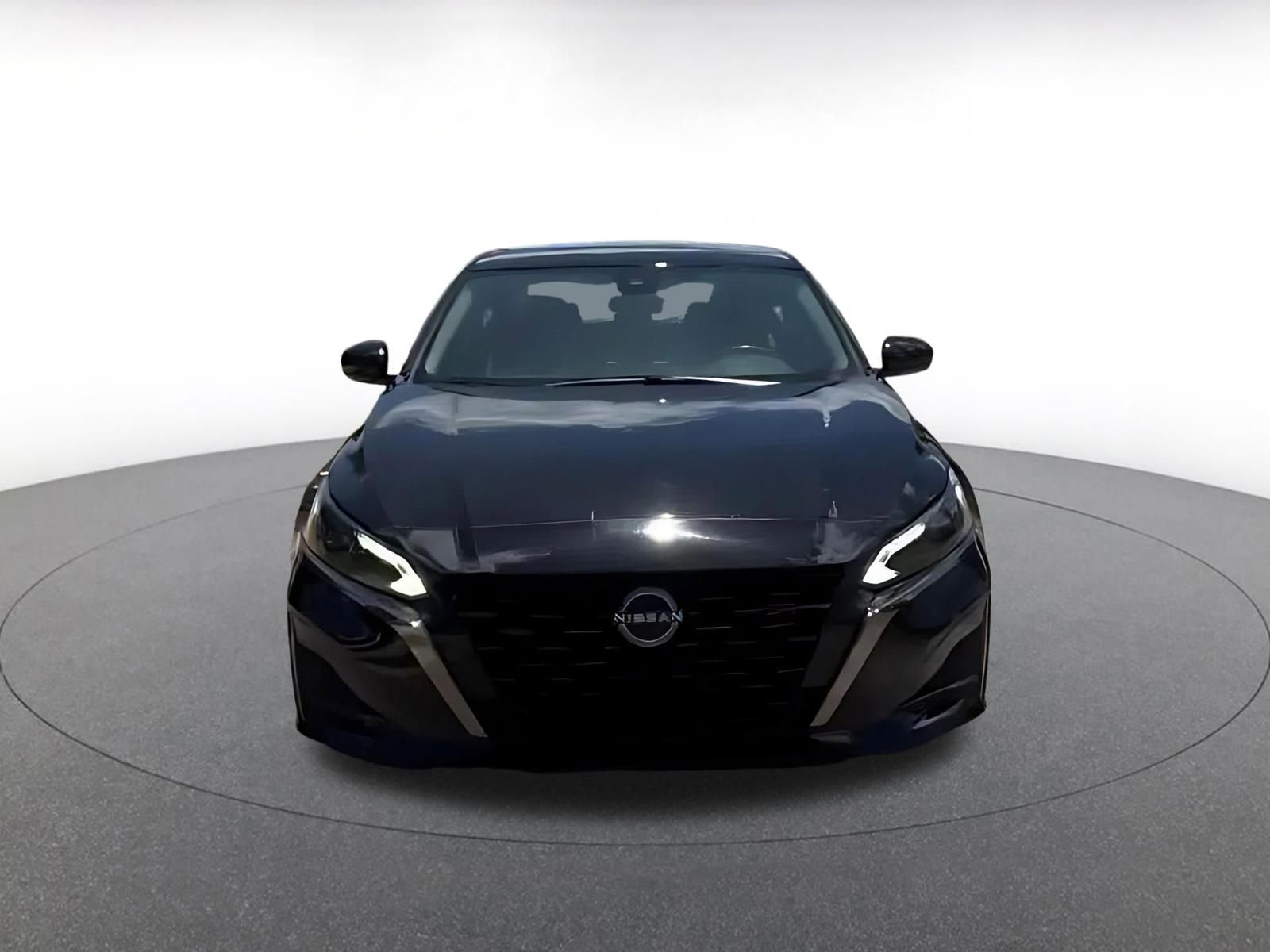 Thumbnail: 2025 Nissan Altima - 4