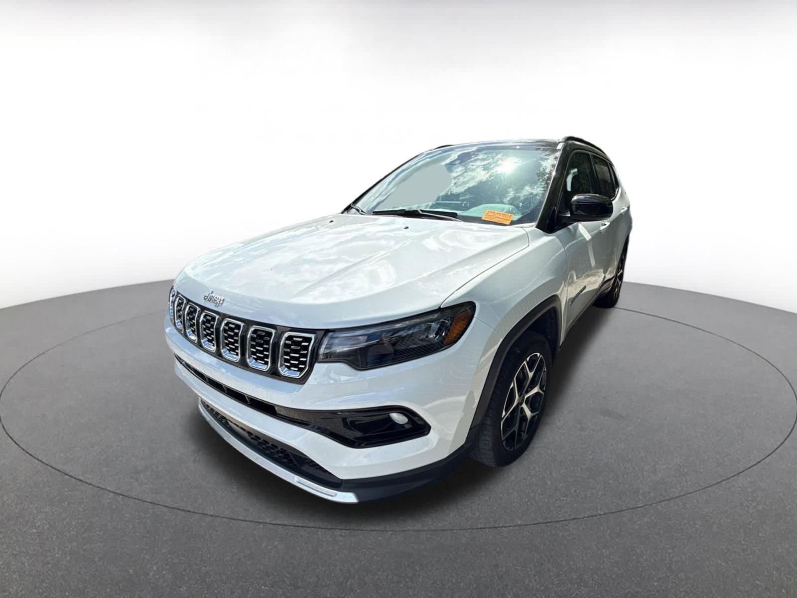 Thumbnail: 2025 Jeep Compass - 3