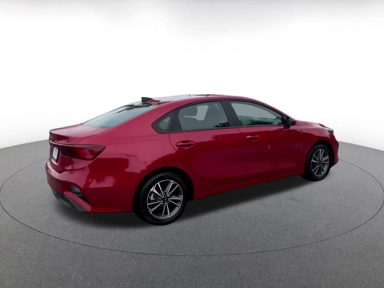 Thumbnail: 2024 Kia Forte - 15