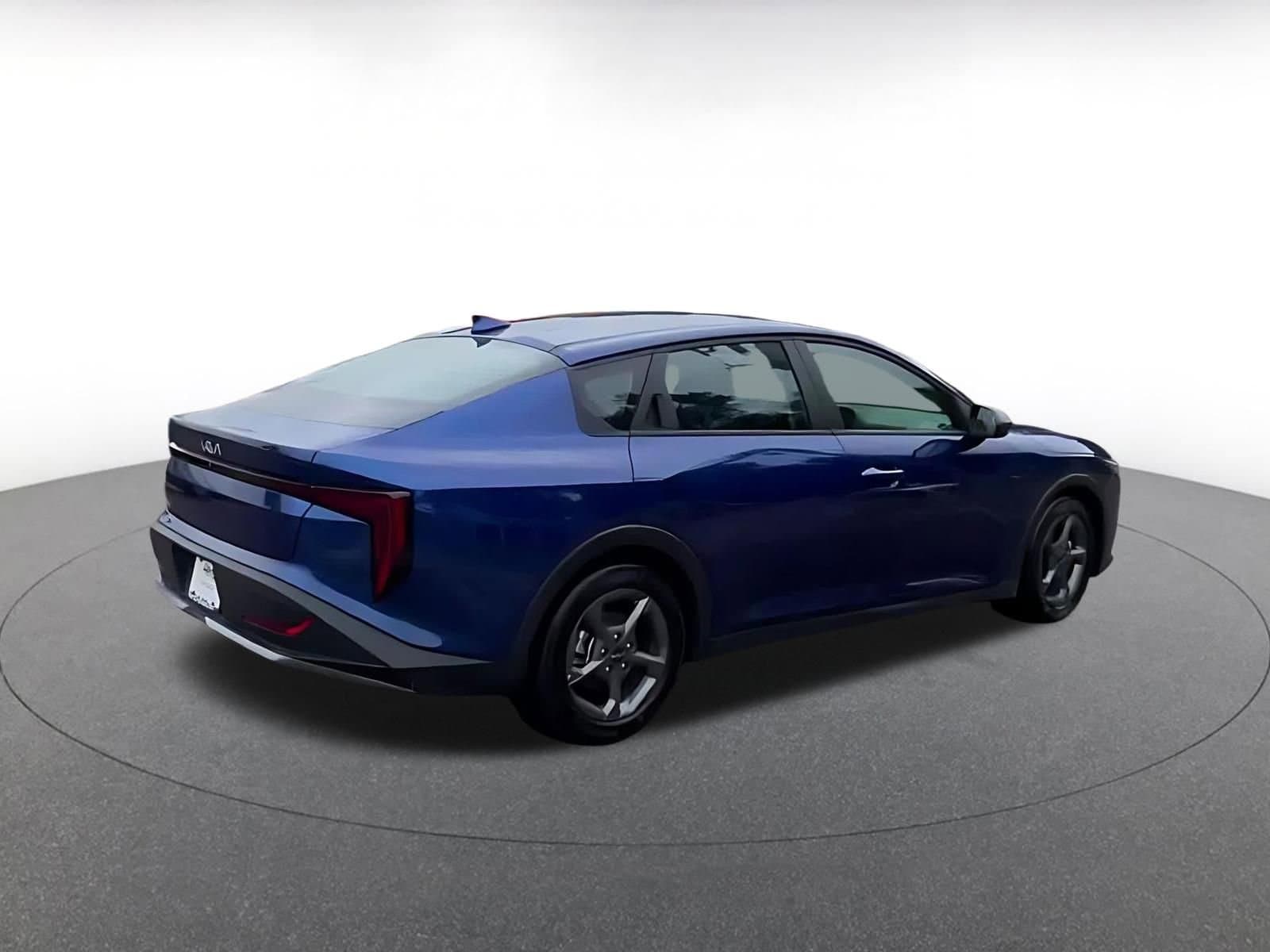 Thumbnail: 2025 Kia K4 - 14
