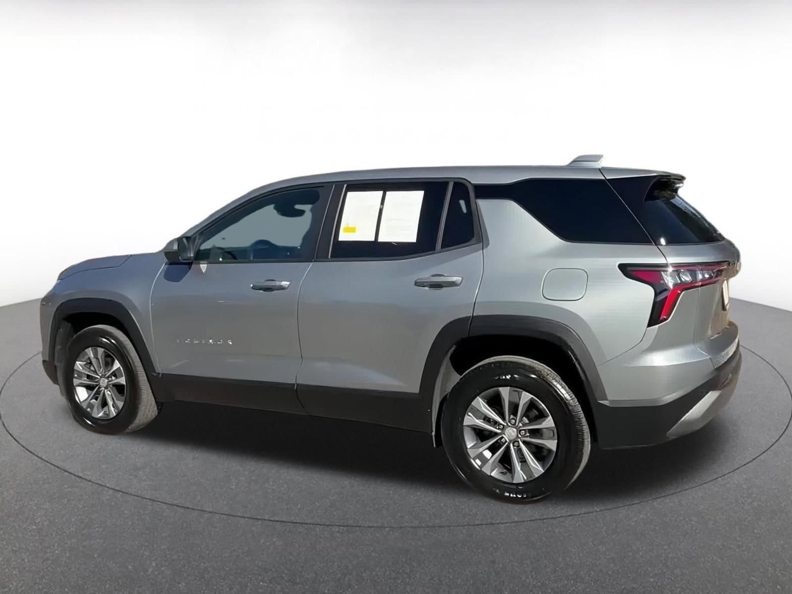 Thumbnail: 2025 Chevrolet Equinox - 10