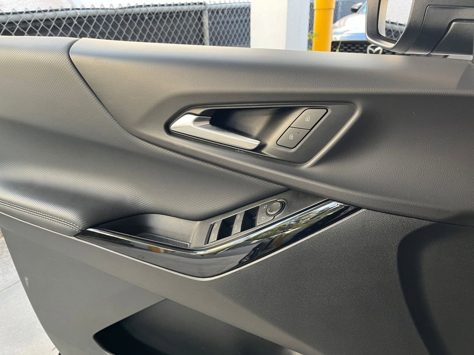 Thumbnail: 2025 Chevrolet Equinox - 20