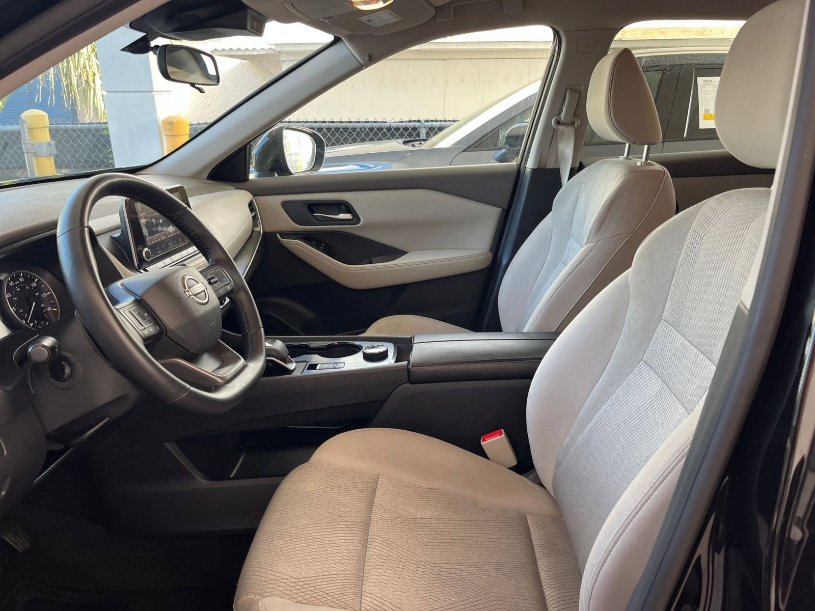 Thumbnail: 2025 Nissan Rogue - 28