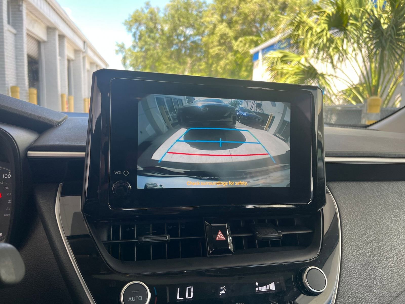 Thumbnail: 2025 Toyota Corolla - 22