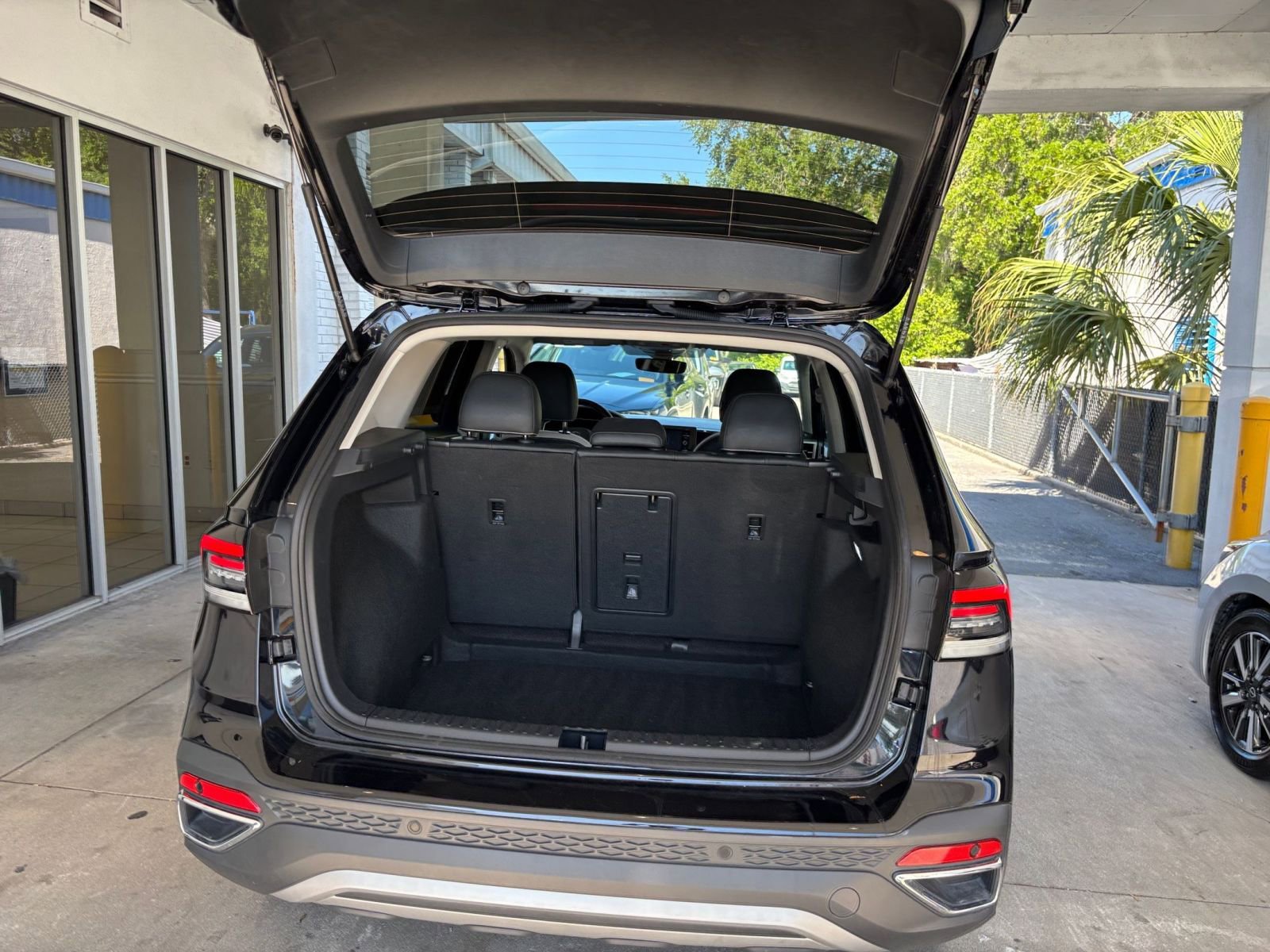 Thumbnail: 2025 Volkswagen Taos - 31