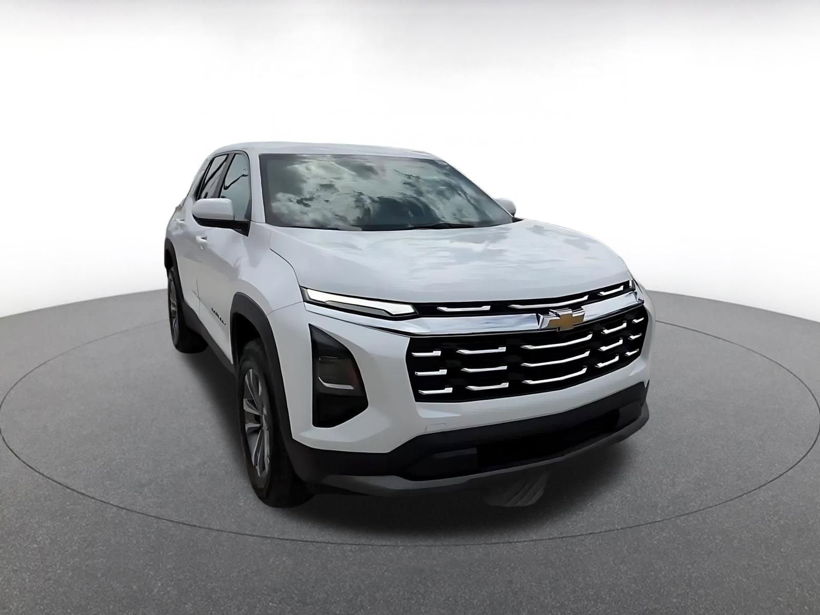 Thumbnail: 2025 Chevrolet Equinox - 3
