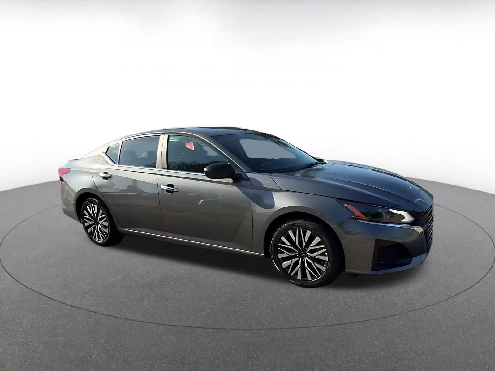 Thumbnail: 2025 Nissan Altima - 2