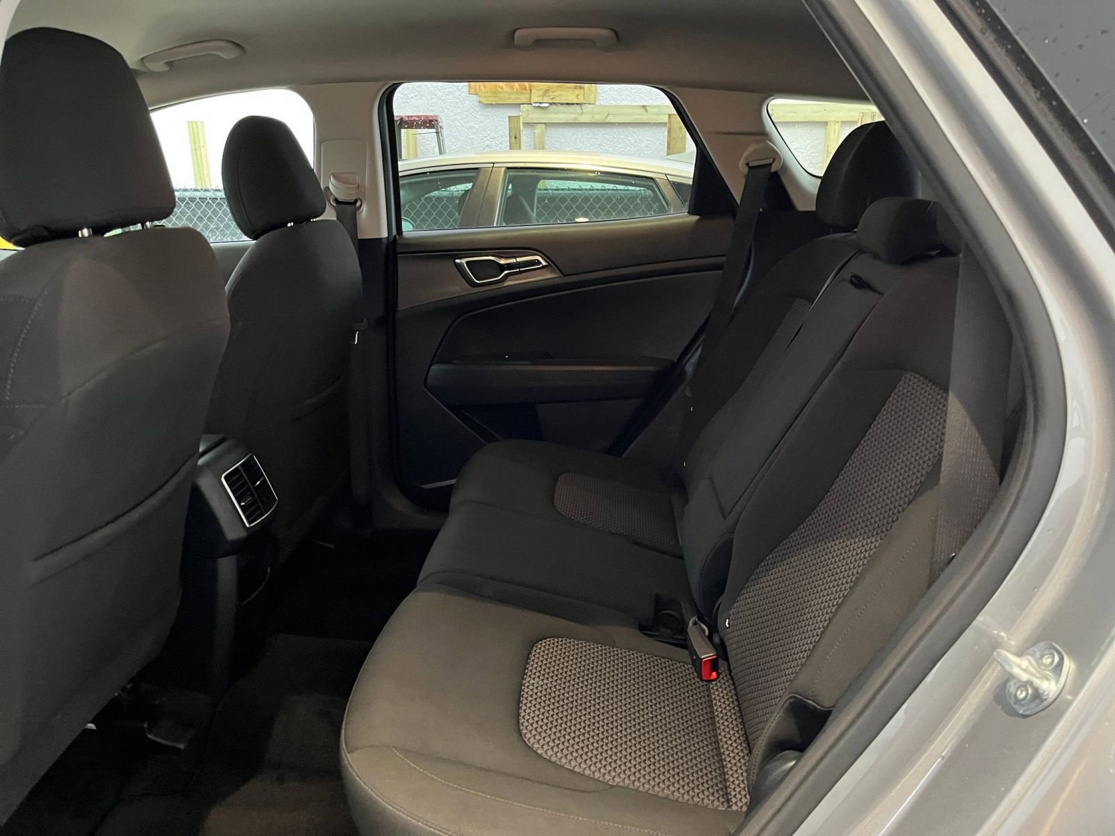 Thumbnail: 2024 Kia Sportage - 25