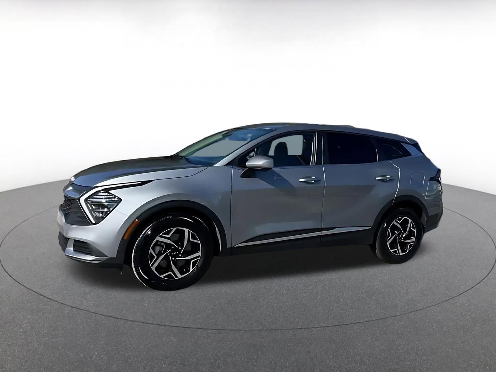 Thumbnail: 2025 Kia Sportage - 8