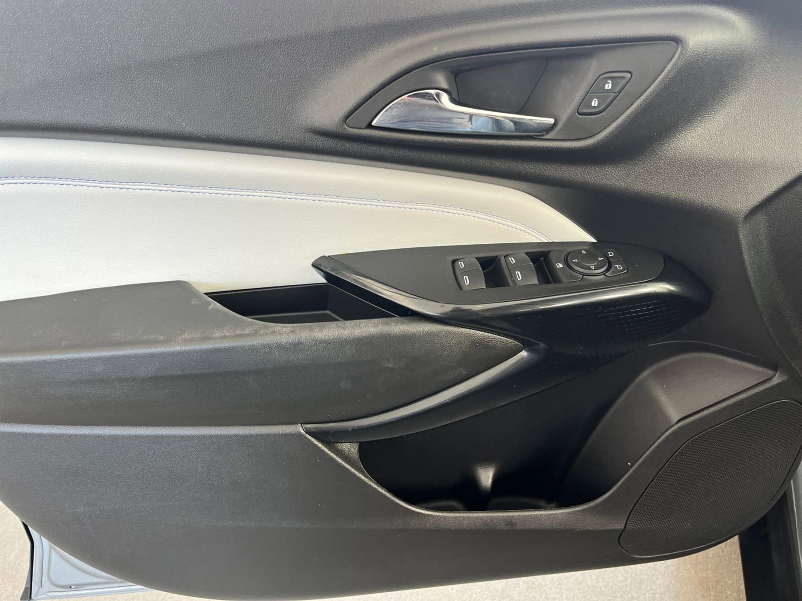 Thumbnail: 2025 Chevrolet Trax - 18