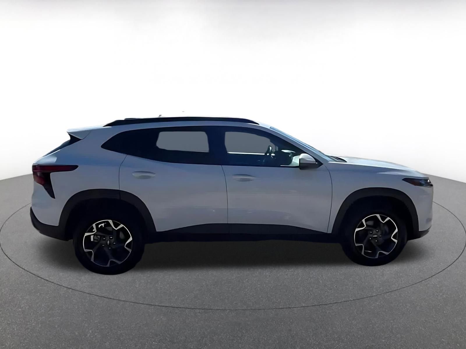 Thumbnail: 2025 Chevrolet Trax - 16