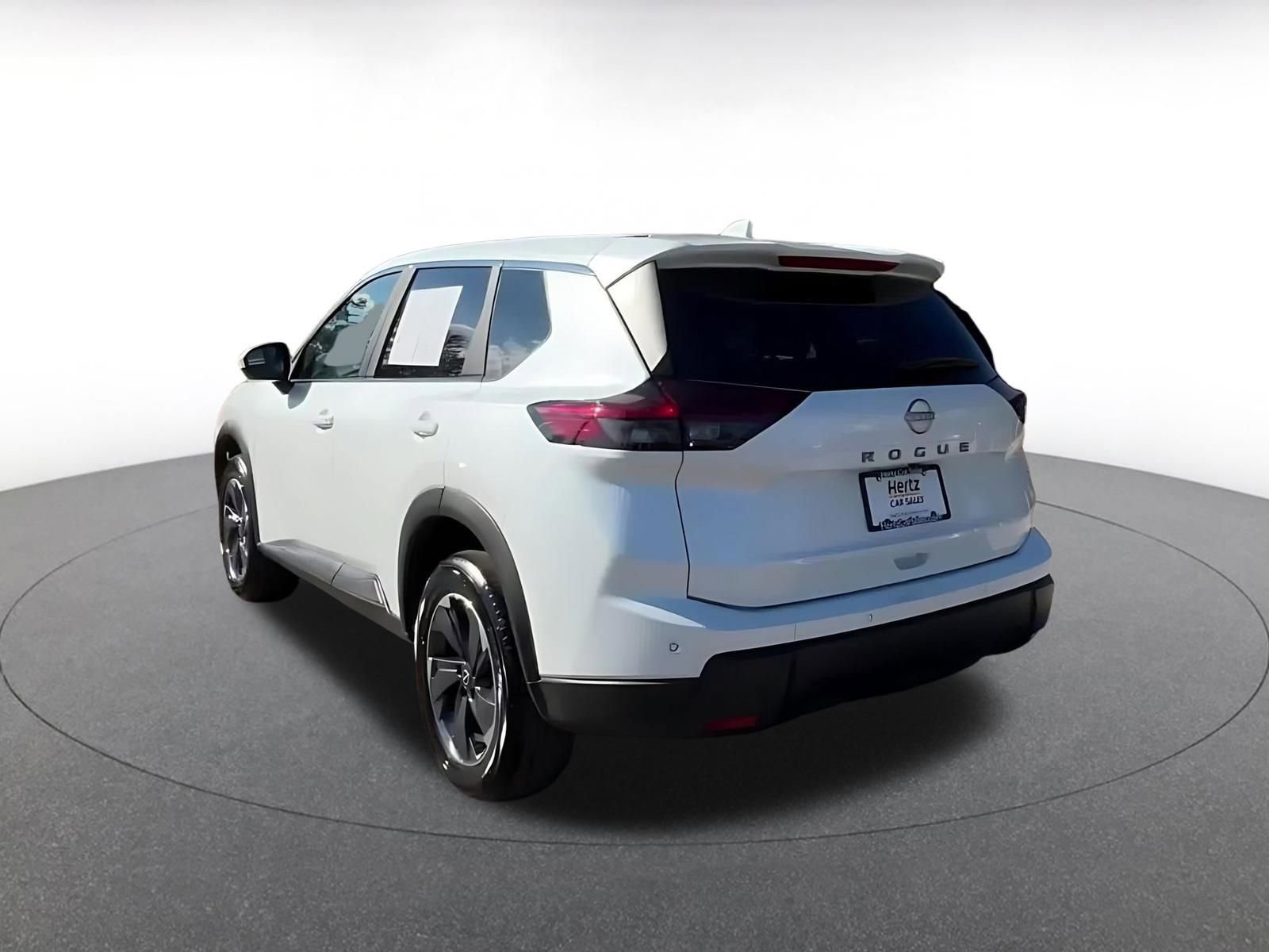 Thumbnail: 2025 Nissan Rogue - 11